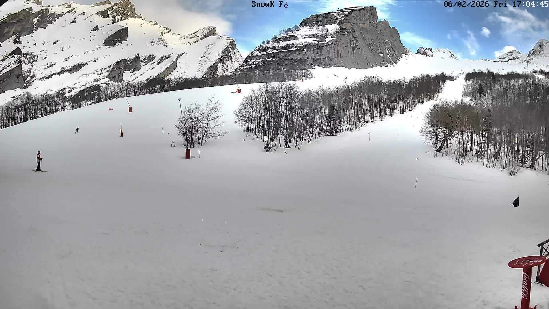Gourette,  Pyrenees View from Snow K Fé Live Cam - Eaux-Bonnes,  Pyrenees-Atlantiques, Nouvelle-Aquitaine, France