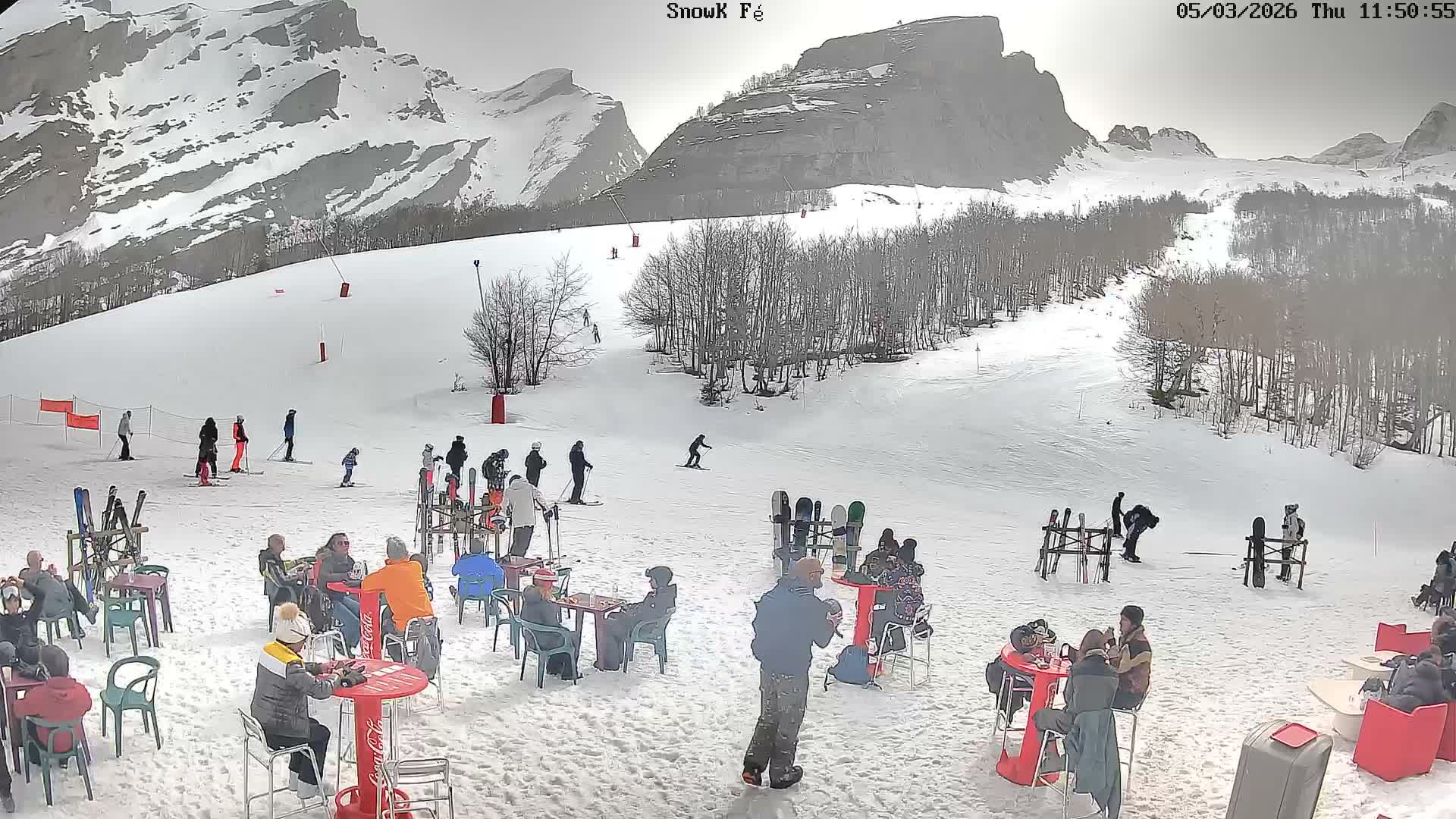 Gourette,  Pyrenees View from Snow K Fé Live Cam - Eaux-Bonnes,  Pyrenees-Atlantiques, Nouvelle-Aquitaine, France