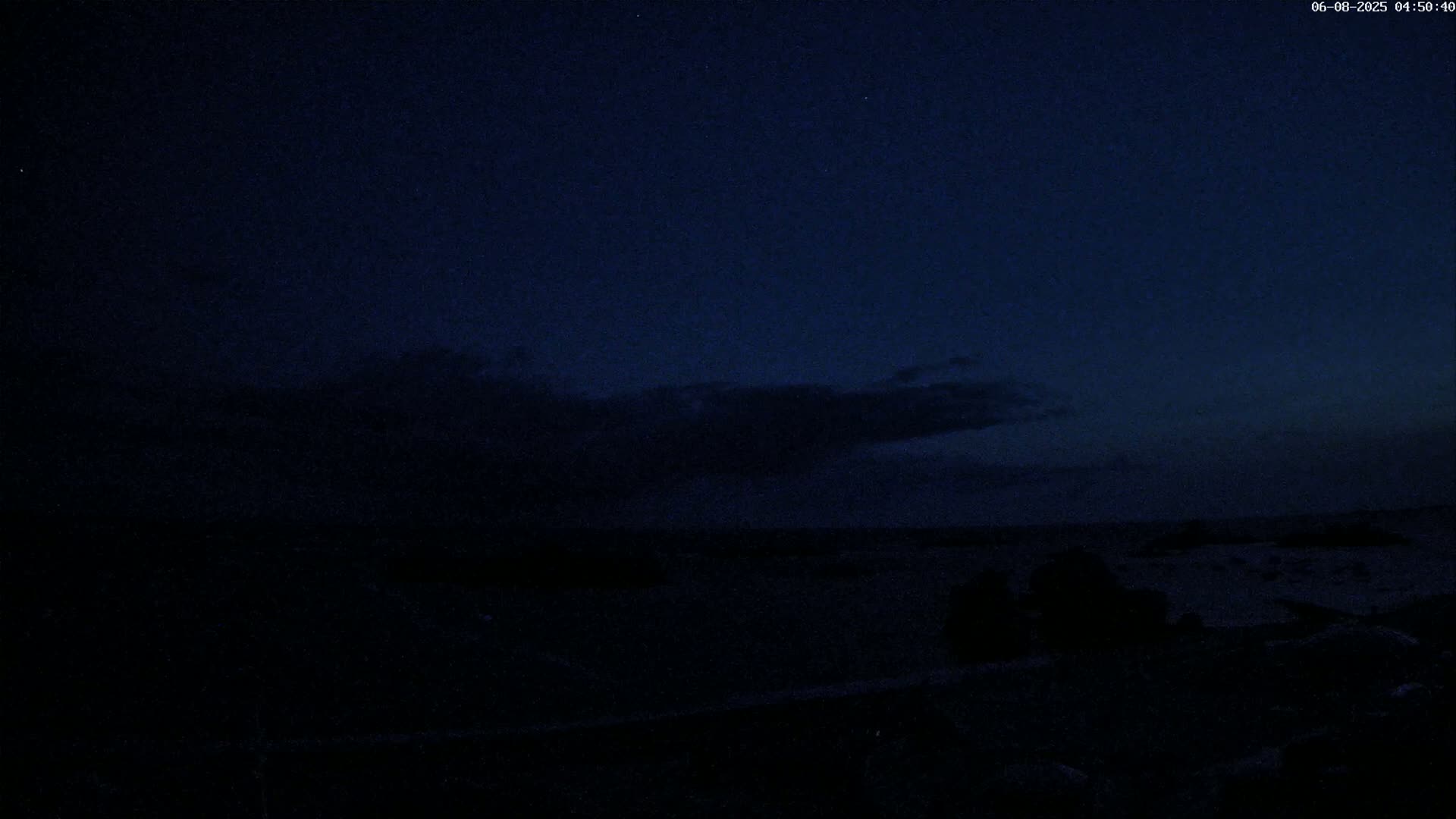 Trégastel, Plage du Coz - Pors Beach Live Cam - Lannion, Côtes-d'Armor, Bretagne, France