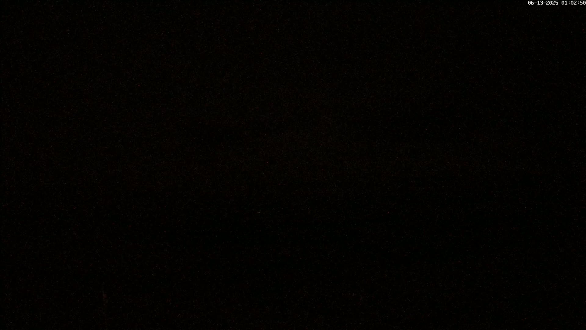 Trégastel, Plage du Coz - Pors Beach Live Cam - Lannion, Côtes-d'Armor, Bretagne, France