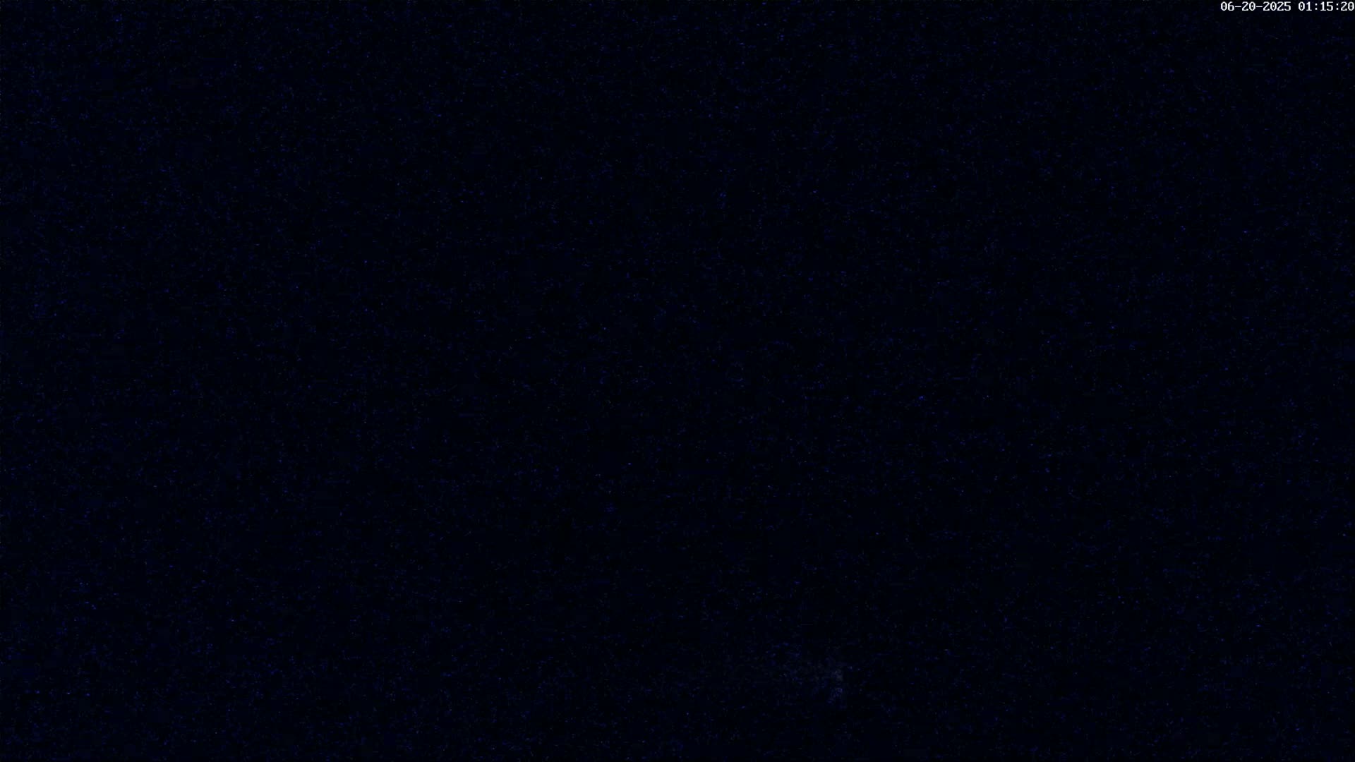 Trégastel, Plage du Coz - Pors Beach Live Cam - Lannion, Côtes-d'Armor, Bretagne, France