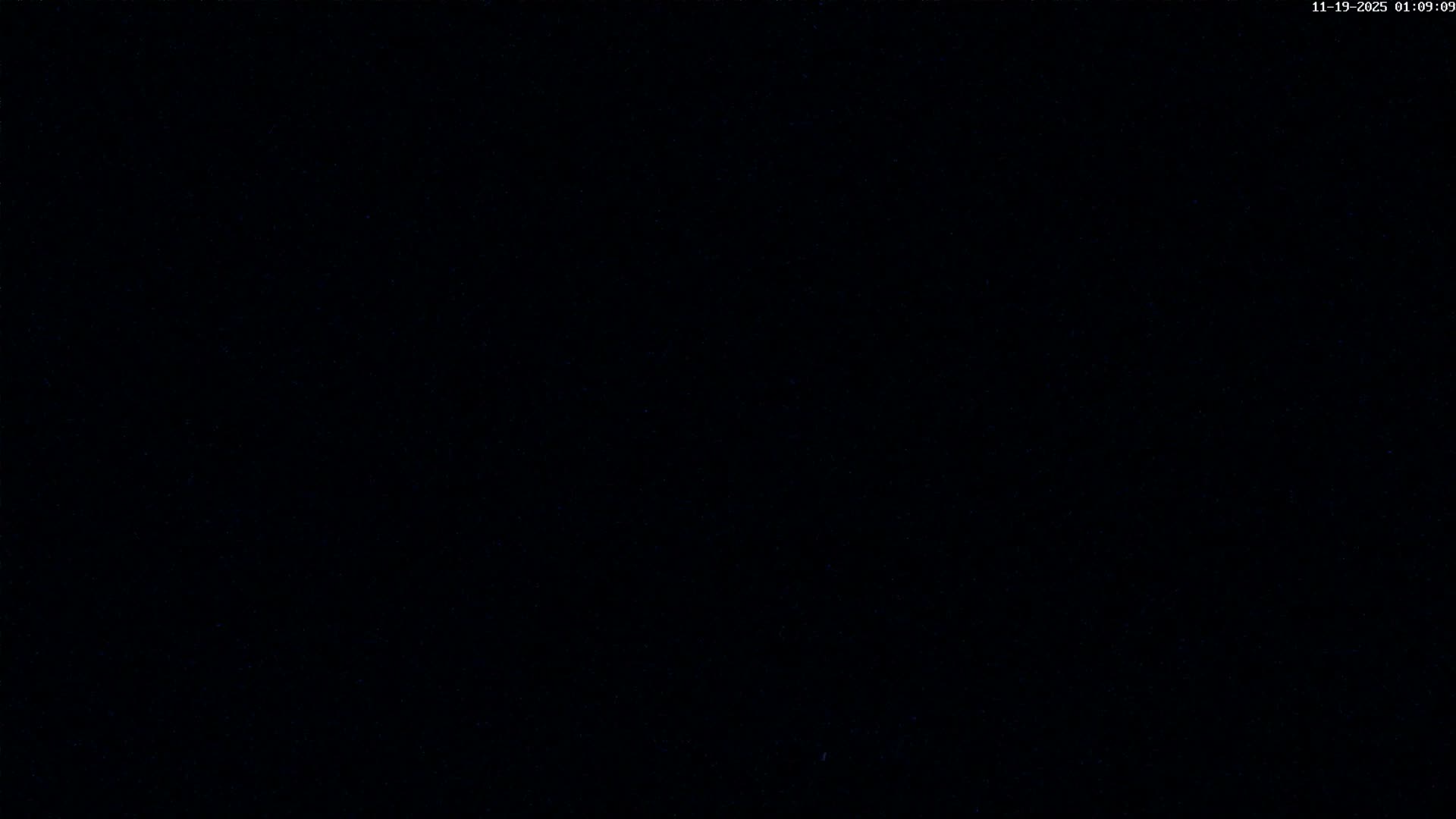 Trégastel, Plage du Coz - Pors Beach Live Cam - Lannion, Côtes-d'Armor, Bretagne, France