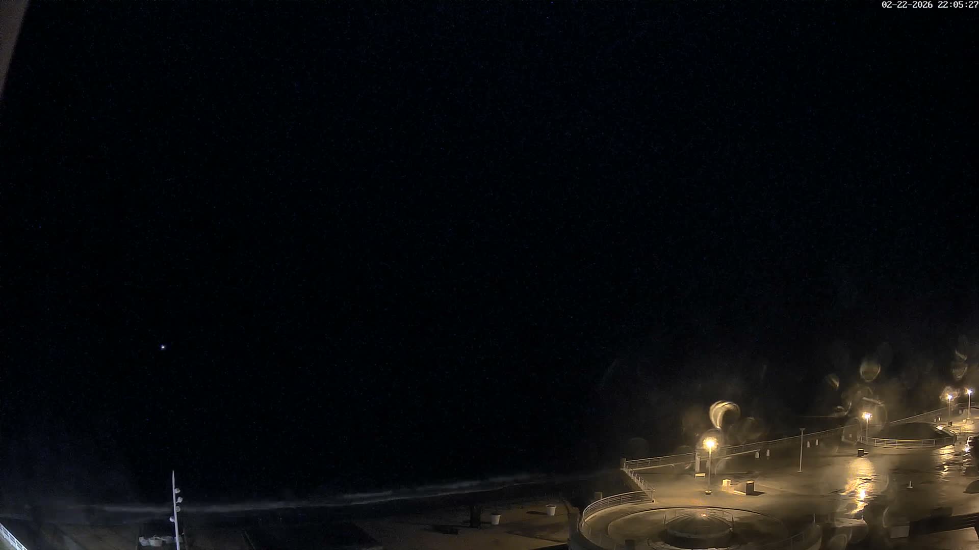 Trégastel, Plage du Coz - Pors Beach Live Cam - Lannion, Côtes-d'Armor, Bretagne, France