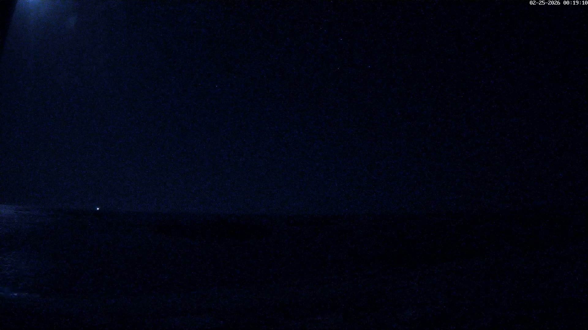 Trégastel, Plage du Coz - Pors Beach Live Cam - Lannion, Côtes-d'Armor, Bretagne, France