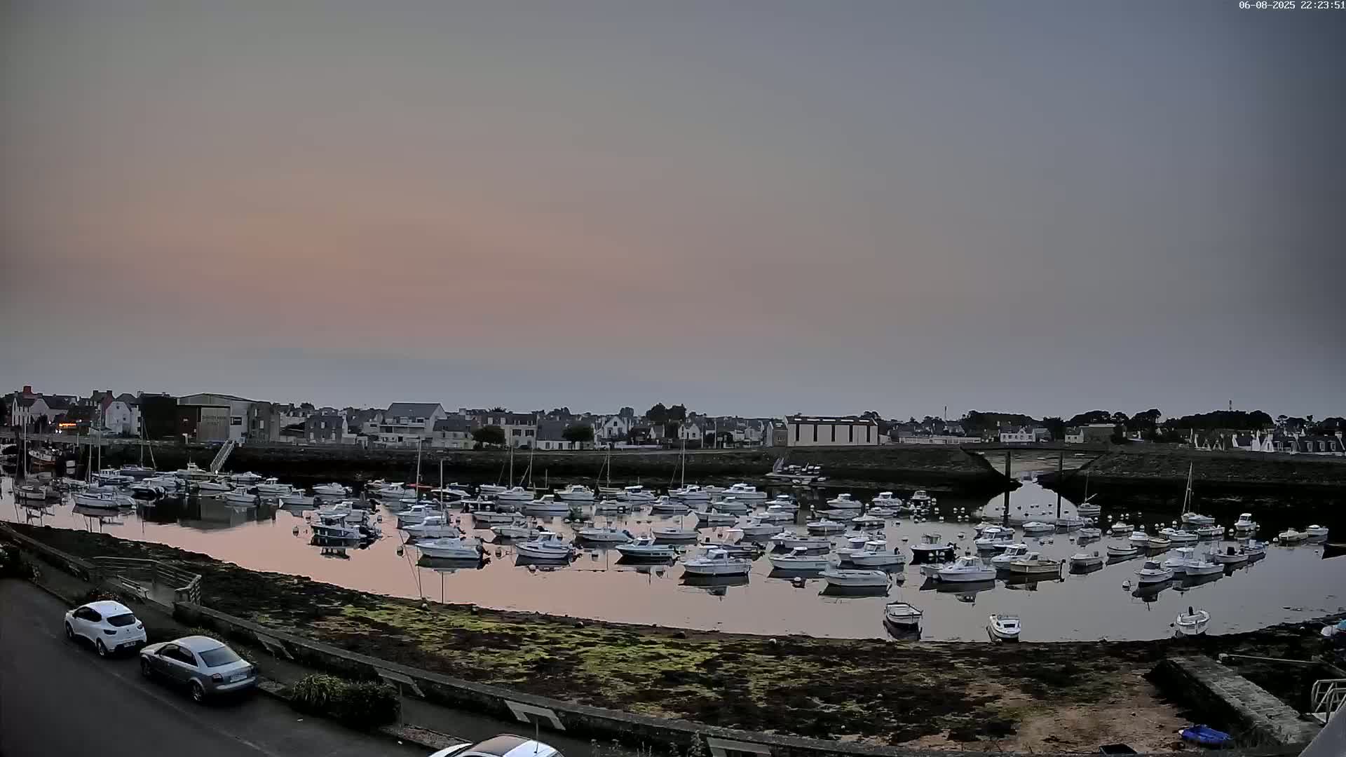 Treffiagat,  Léchiagat Village & Marine Live Cam - Quimper, Finistère, Bretagne, France