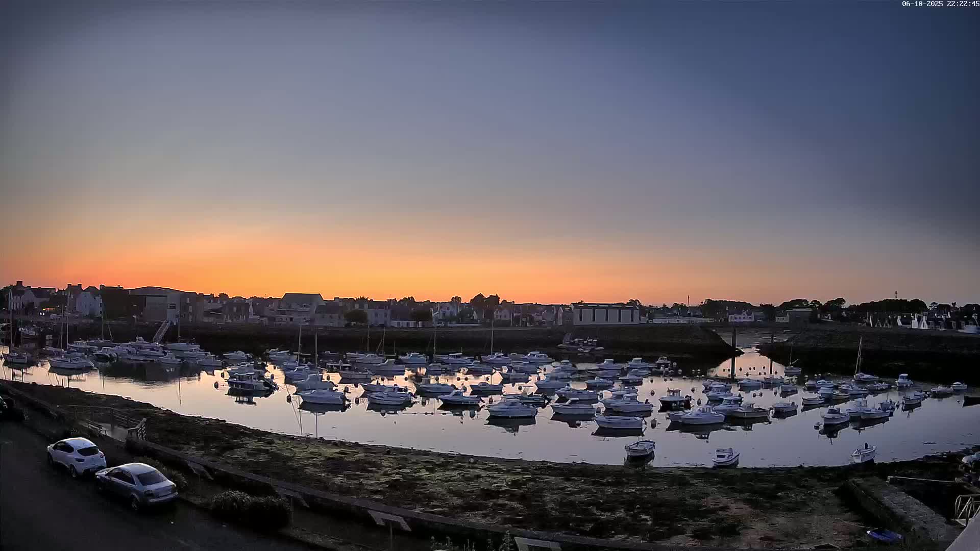 Treffiagat,  Léchiagat Village & Marine Live Cam - Quimper, Finistère, Bretagne, France
