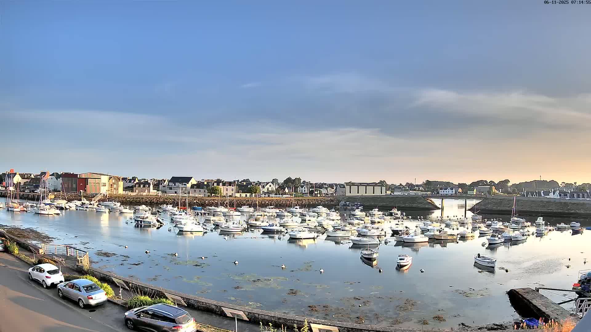 Treffiagat,  Léchiagat Village & Marine Live Cam - Quimper, Finistère, Bretagne, France