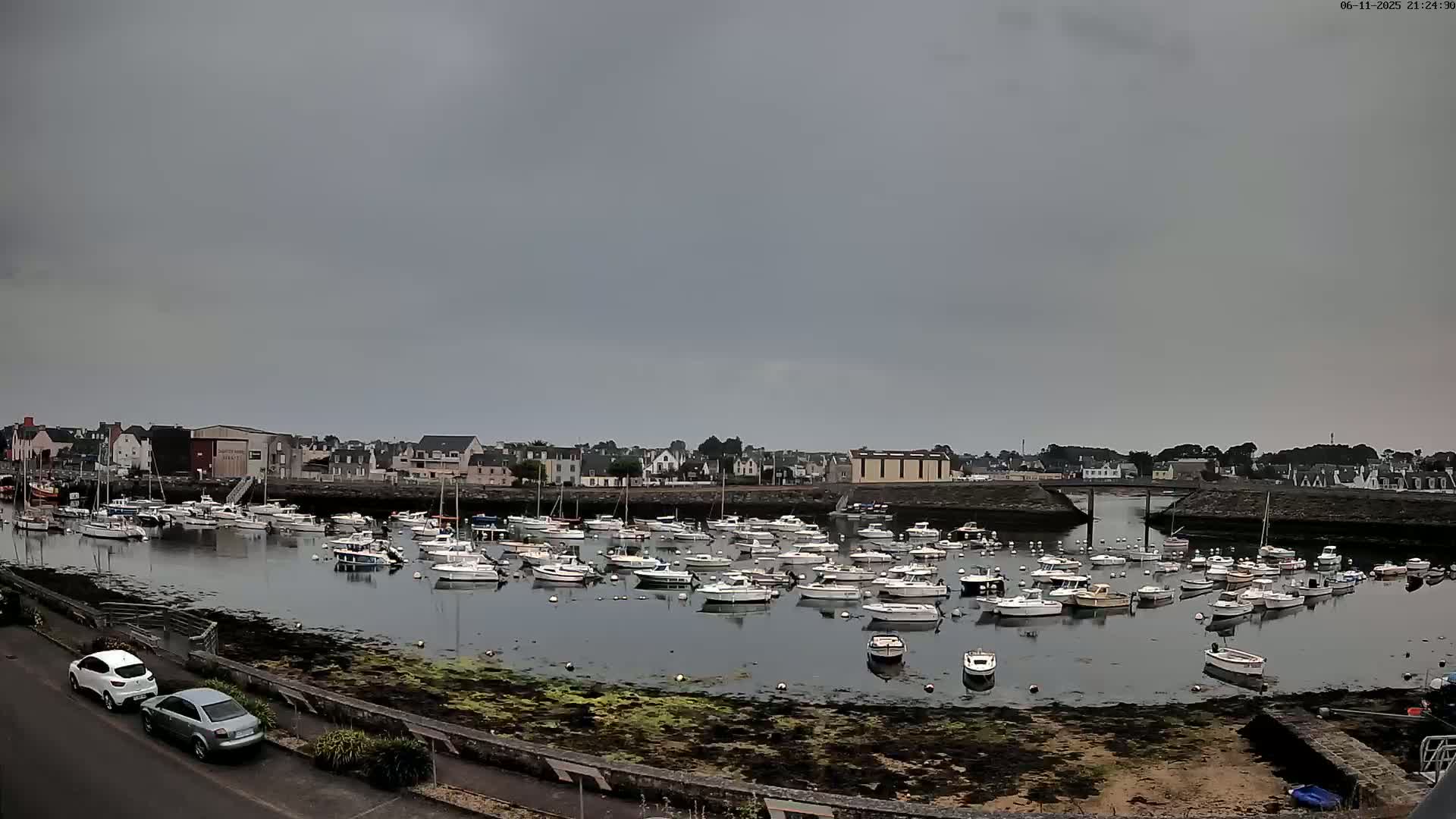 Treffiagat,  Léchiagat Village & Marine Live Cam - Quimper, Finistère, Bretagne, France