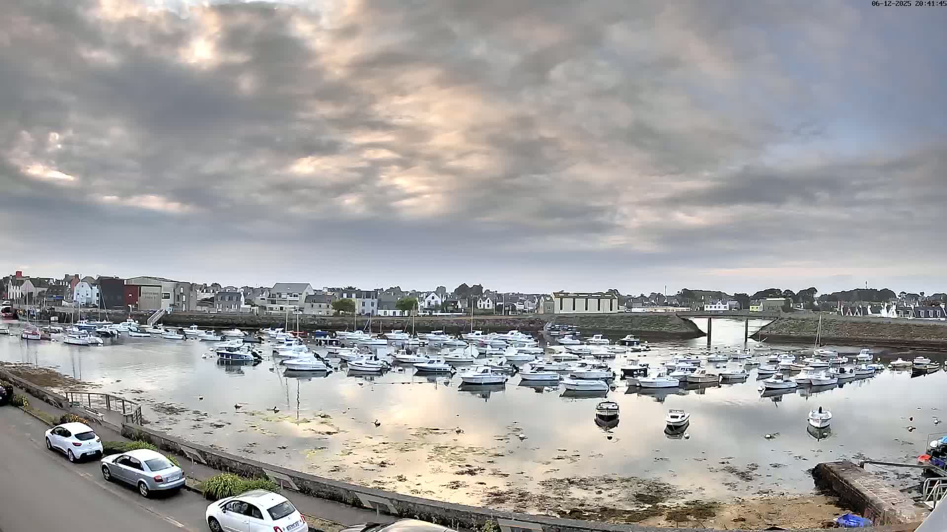 Treffiagat,  Léchiagat Village & Marine Live Cam - Quimper, Finistère, Bretagne, France