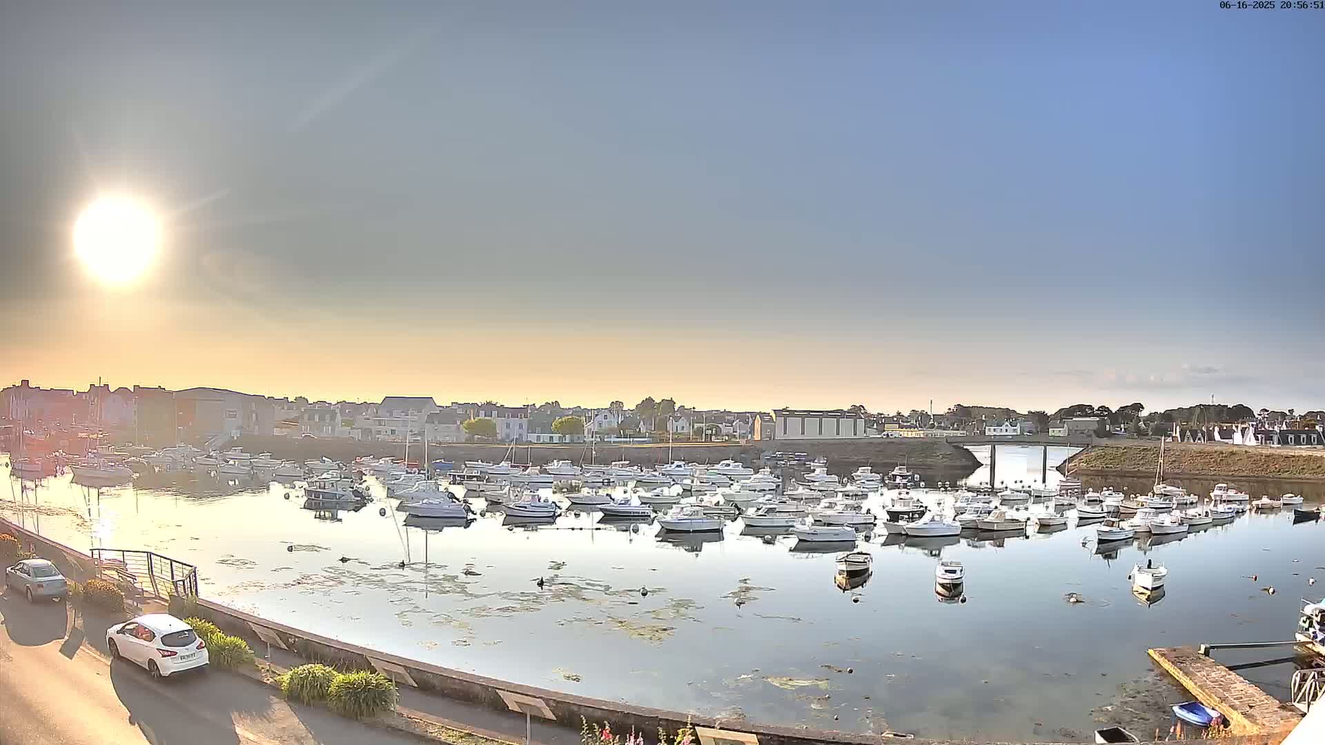 Treffiagat,  Léchiagat Village & Marine Live Cam - Quimper, Finistère, Bretagne, France