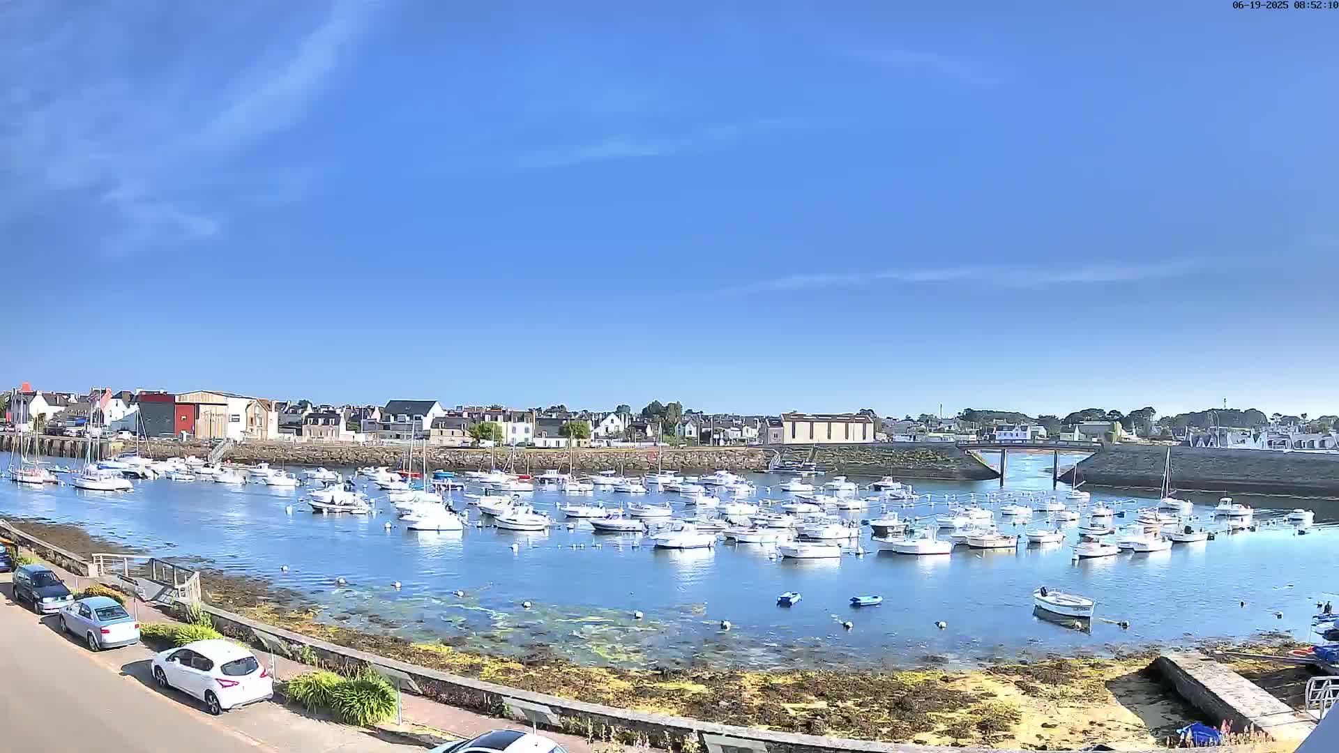 Treffiagat,  Léchiagat Village & Marine Live Cam - Quimper, Finistère, Bretagne, France
