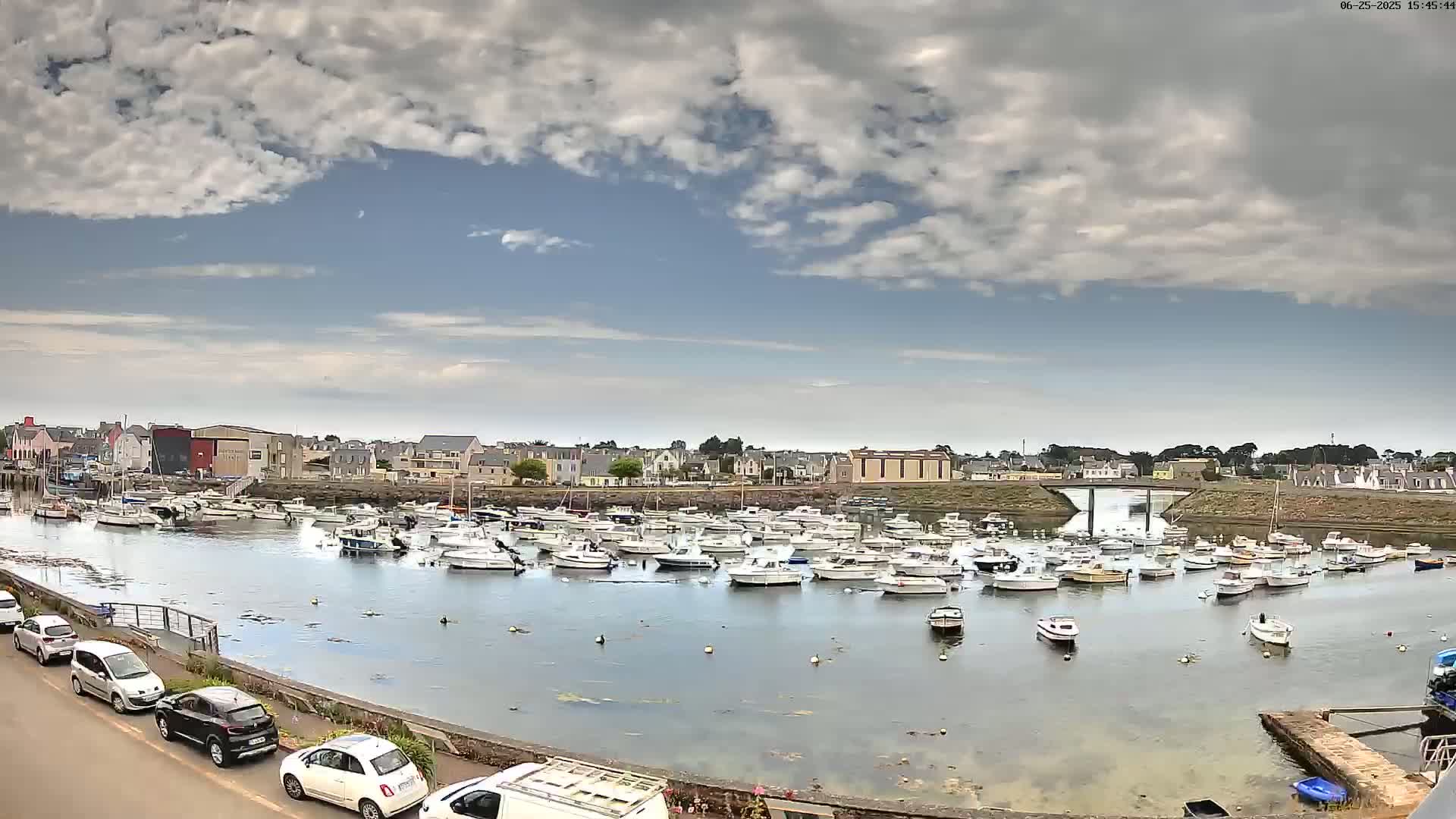 Treffiagat,  Léchiagat Village & Marine Live Cam - Quimper, Finistère, Bretagne, France