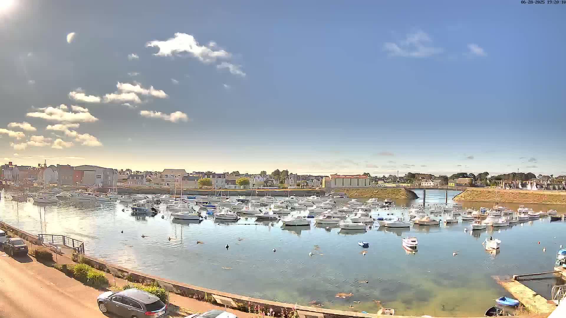Treffiagat,  Léchiagat Village & Marine Live Cam - Quimper, Finistère, Bretagne, France