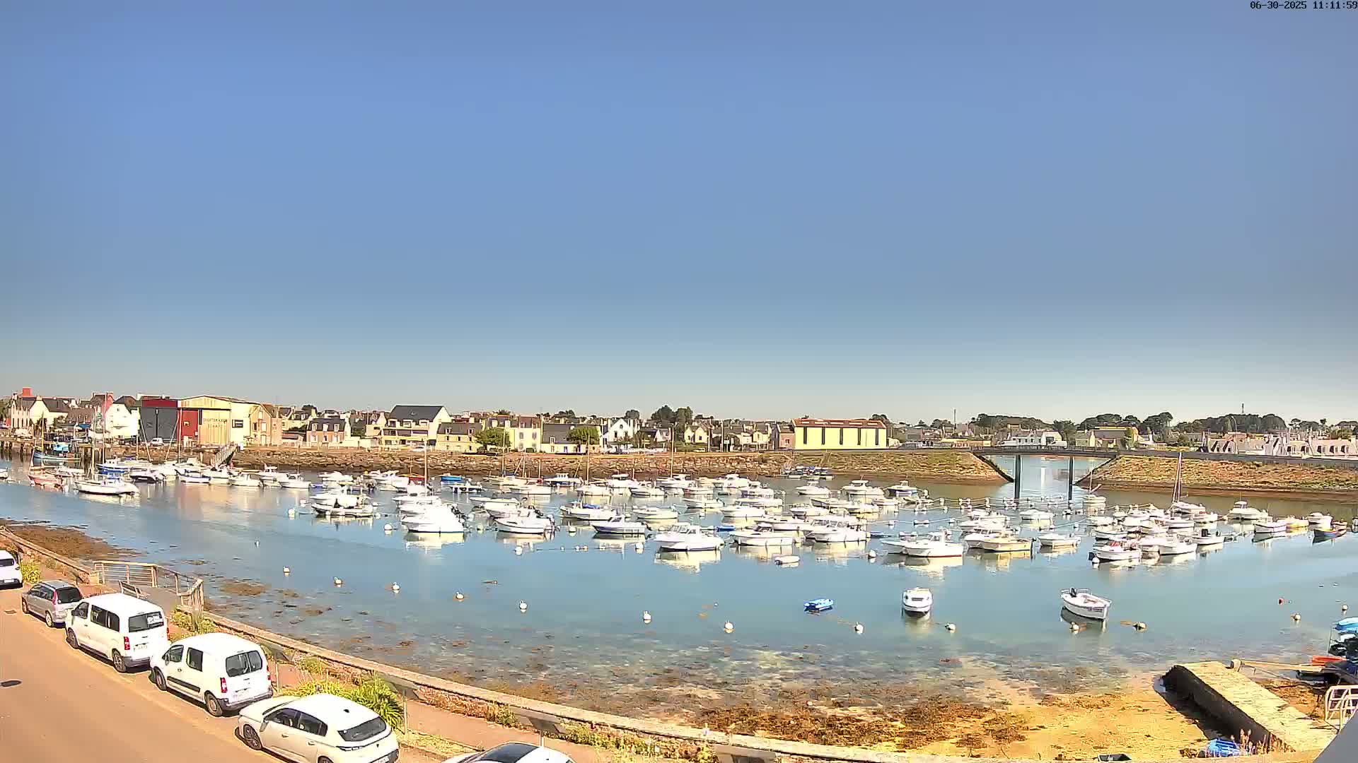 Treffiagat,  Léchiagat Village & Marine Live Cam - Quimper, Finistère, Bretagne, France
