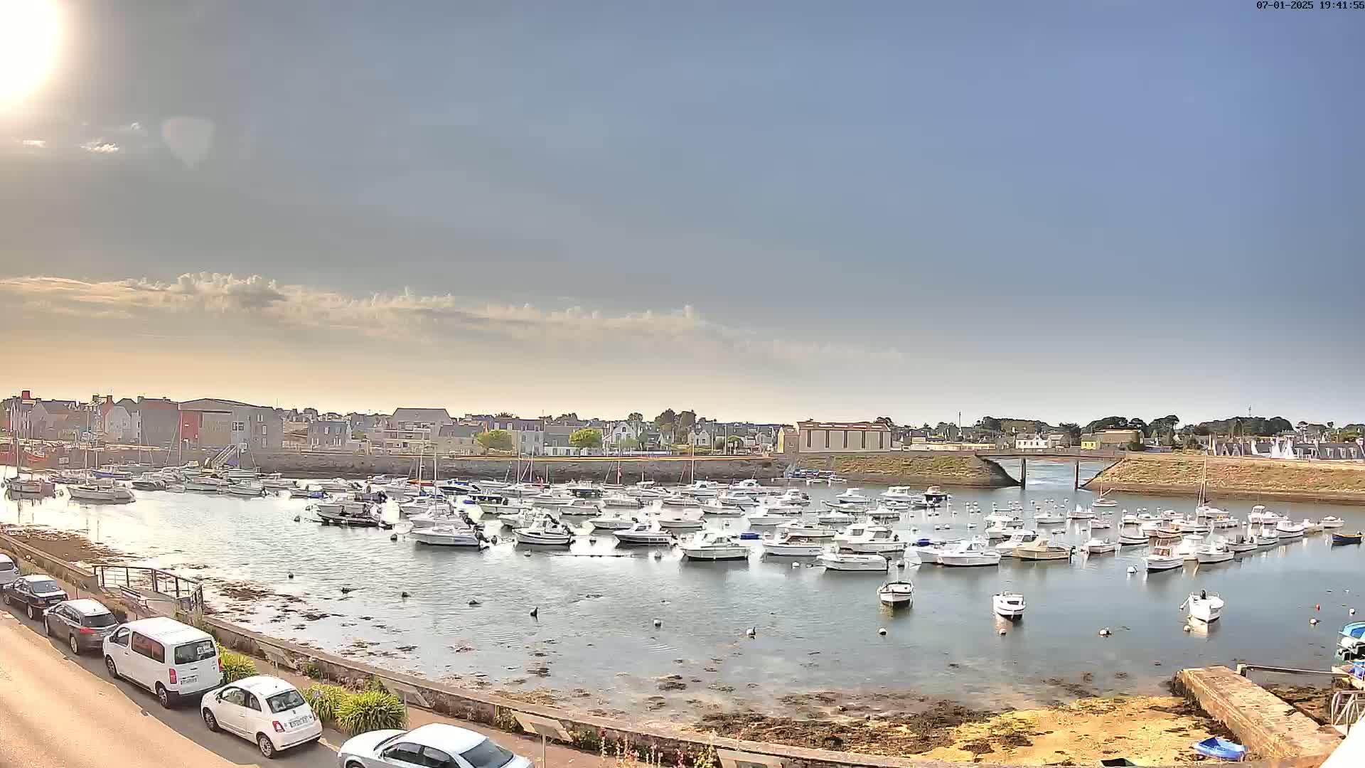 Treffiagat,  Léchiagat Village & Marine Live Cam - Quimper, Finistère, Bretagne, France
