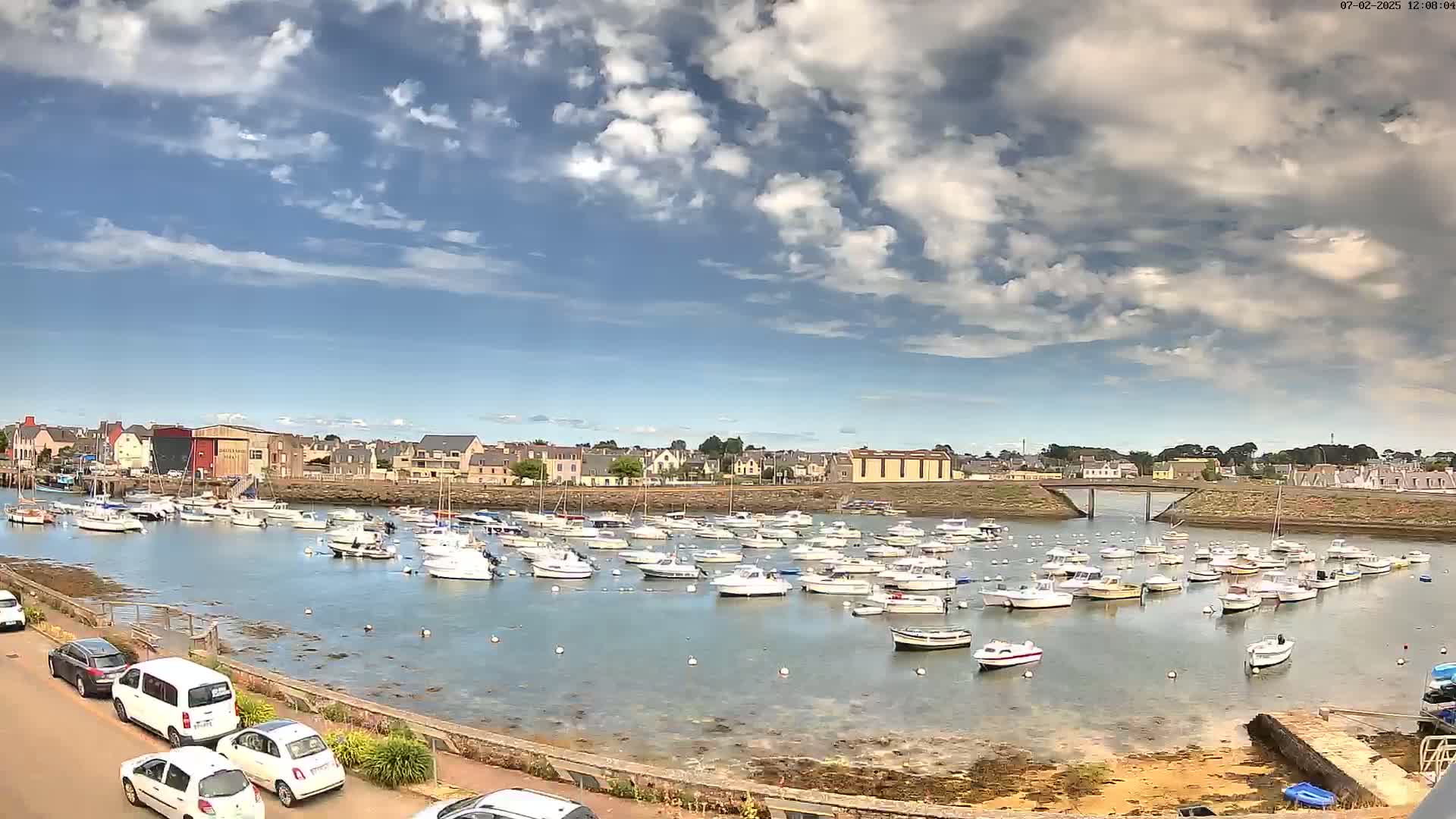 Treffiagat,  Léchiagat Village & Marine Live Cam - Quimper, Finistère, Bretagne, France