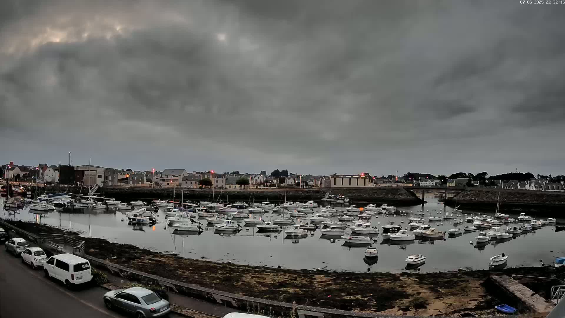 Treffiagat,  Léchiagat Village & Marine Live Cam - Quimper, Finistère, Bretagne, France