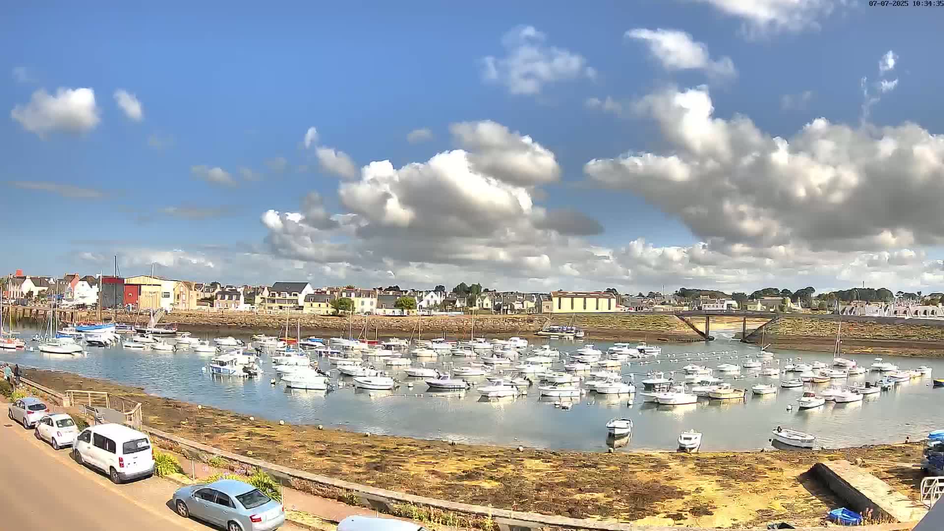 Treffiagat,  Léchiagat Village & Marine Live Cam - Quimper, Finistère, Bretagne, France