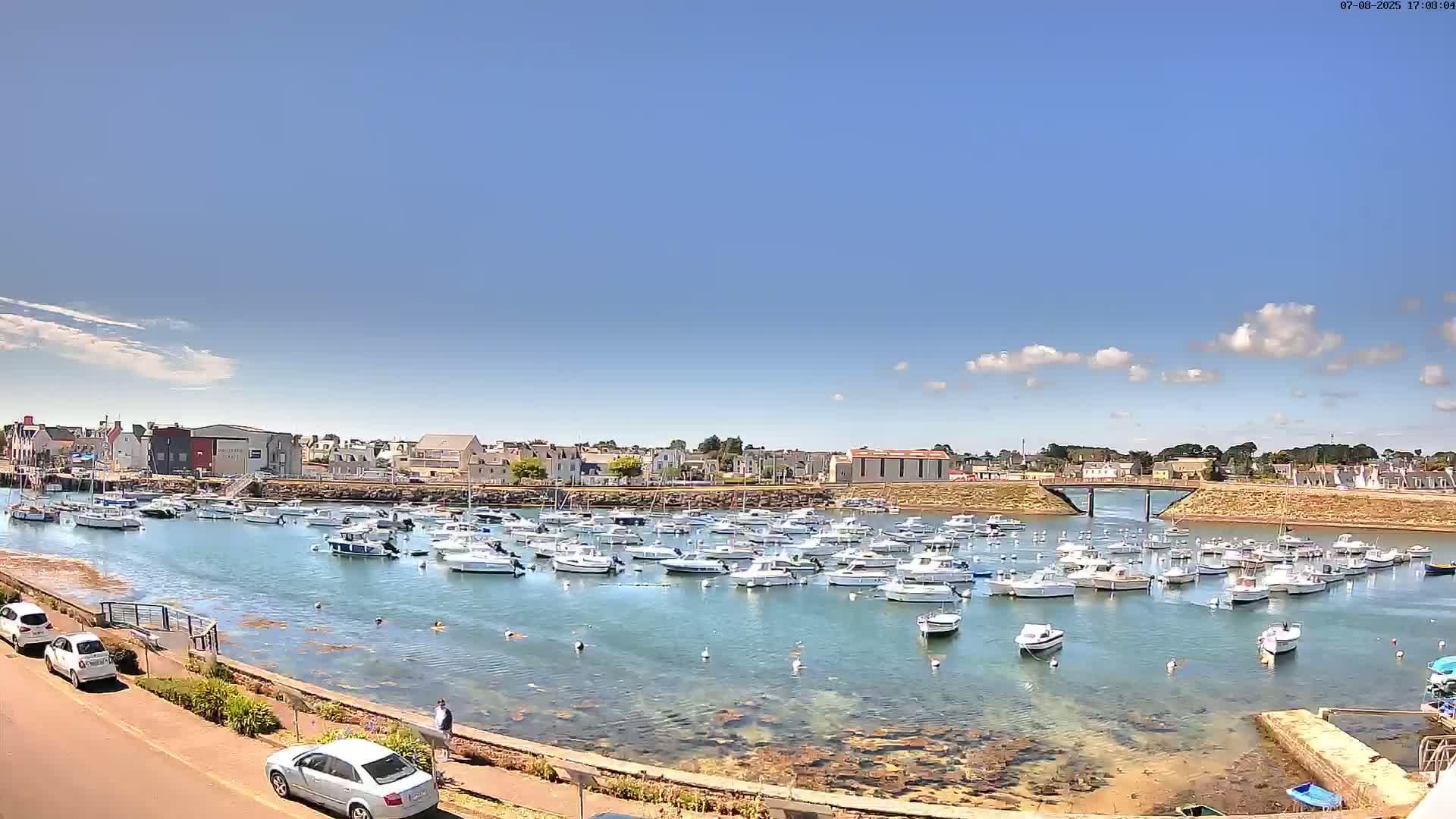Treffiagat,  Léchiagat Village & Marine Live Cam - Quimper, Finistère, Bretagne, France