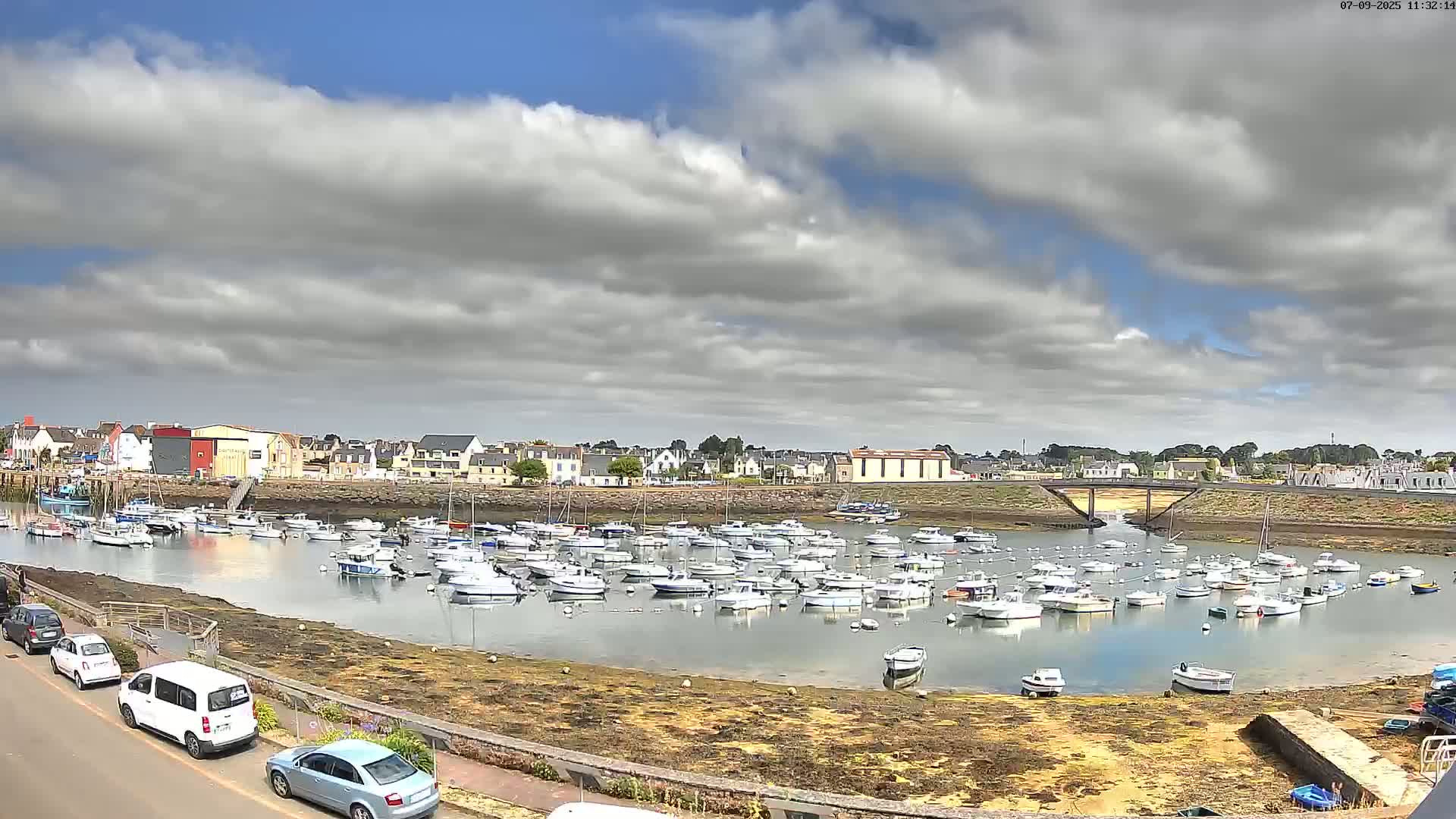 Treffiagat,  Léchiagat Village & Marine Live Cam - Quimper, Finistère, Bretagne, France