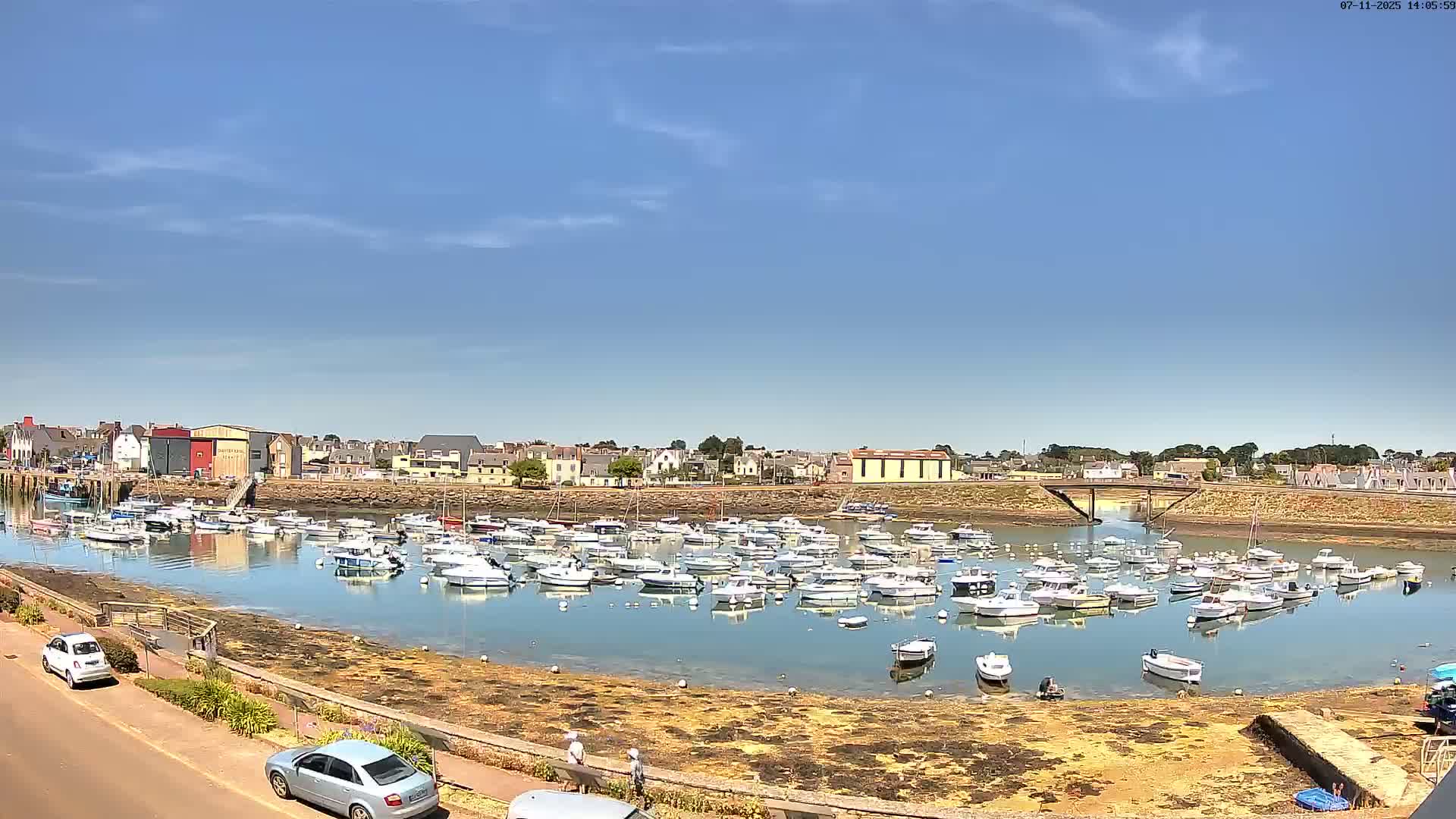Treffiagat,  Léchiagat Village & Marine Live Cam - Quimper, Finistère, Bretagne, France