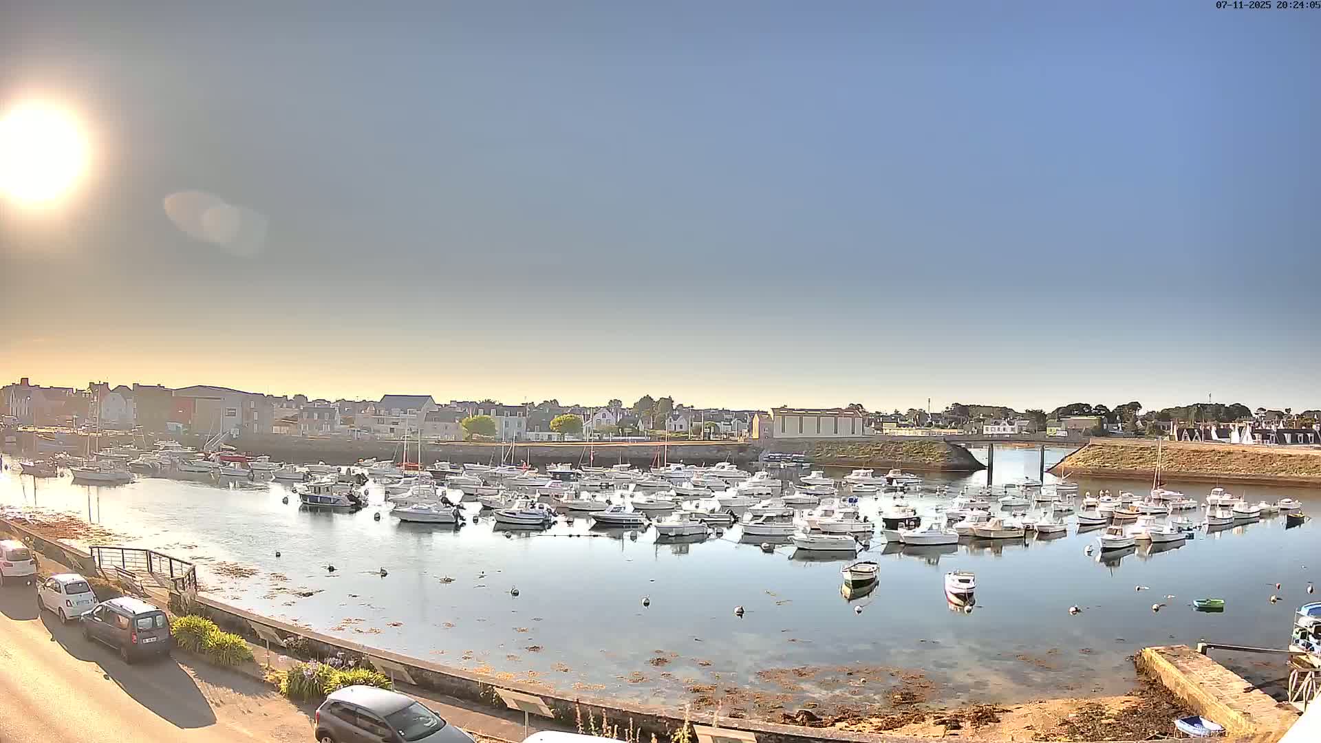 Treffiagat,  Léchiagat Village & Marine Live Cam - Quimper, Finistère, Bretagne, France