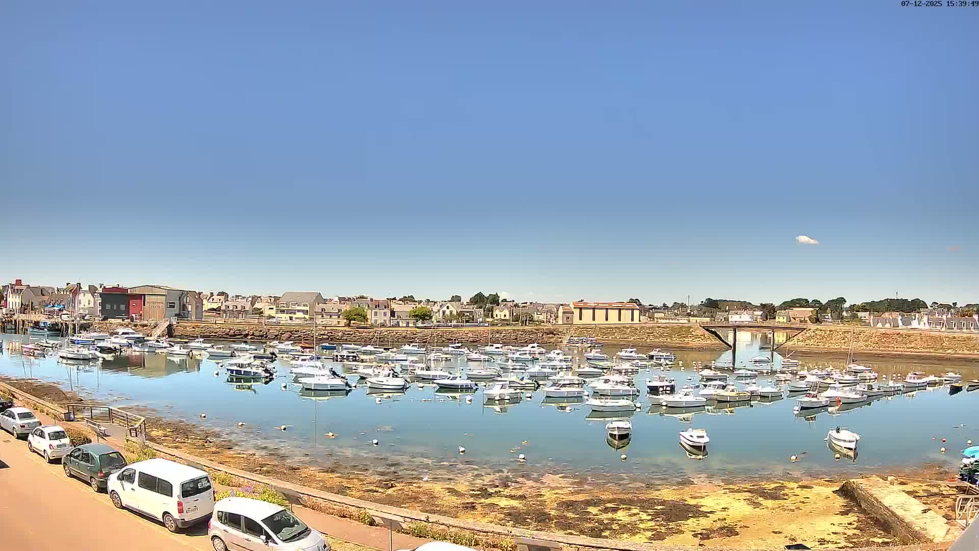 Treffiagat,  Léchiagat Village & Marine Live Cam - Quimper, Finistère, Bretagne, France