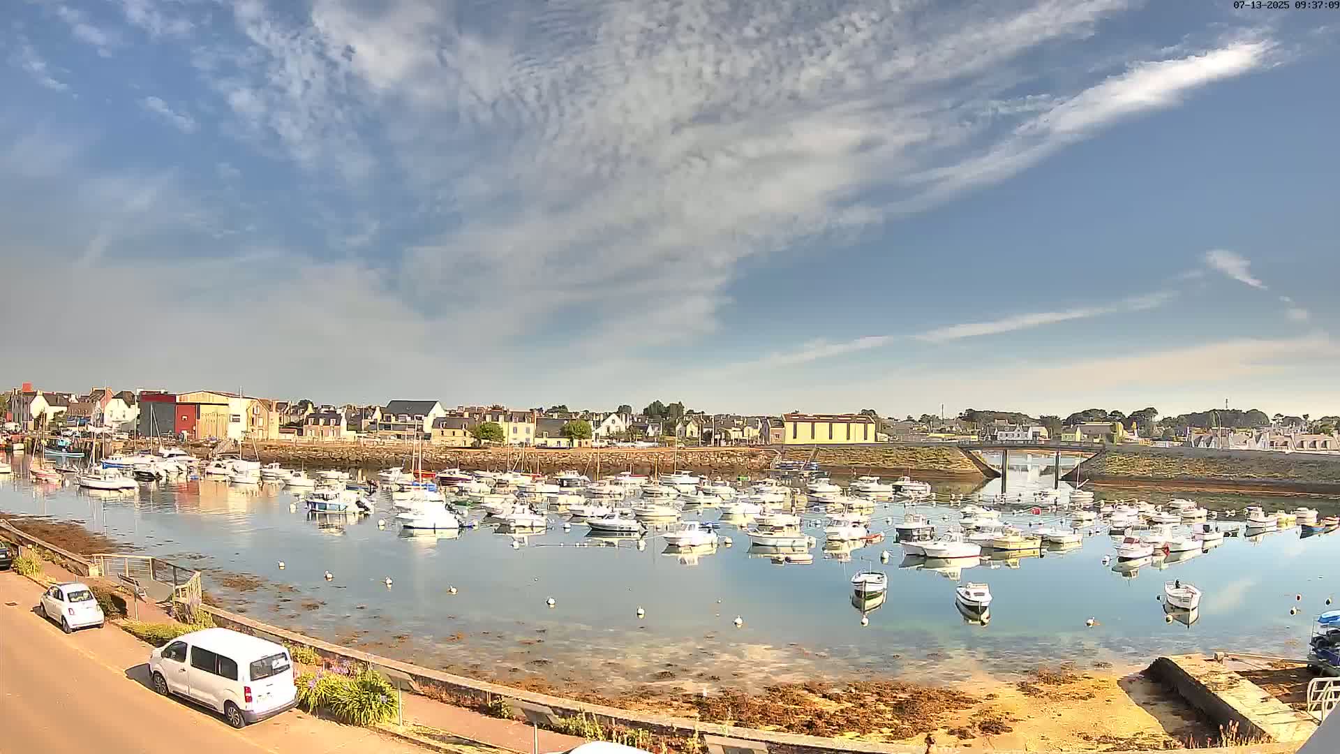 Treffiagat,  Léchiagat Village & Marine Live Cam - Quimper, Finistère, Bretagne, France