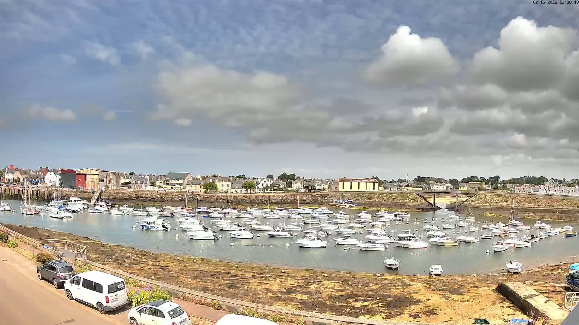 Treffiagat,  Léchiagat Village & Marine Live Cam - Quimper, Finistère, Bretagne, France