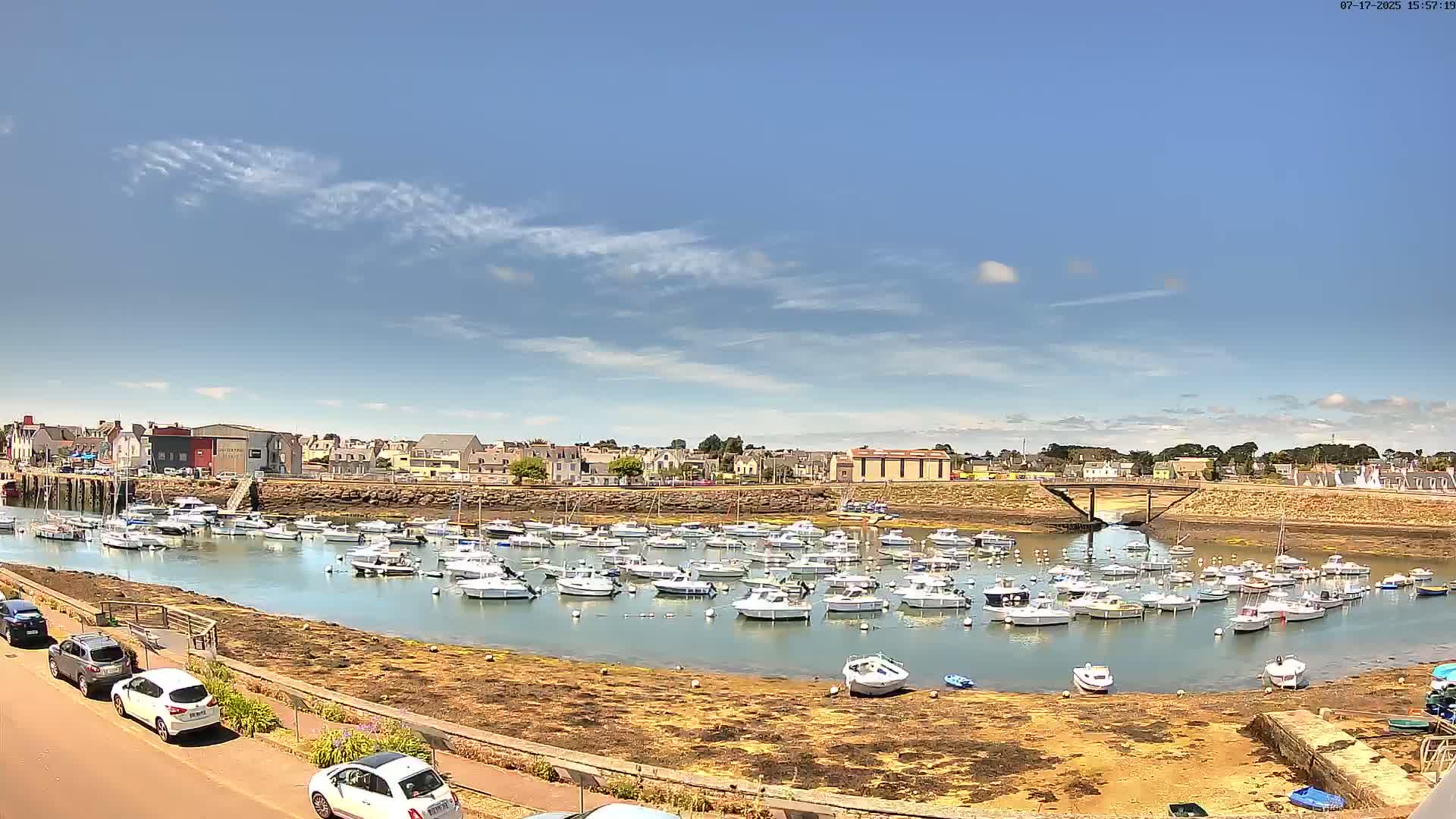 Treffiagat,  Léchiagat Village & Marine Live Cam - Quimper, Finistère, Bretagne, France