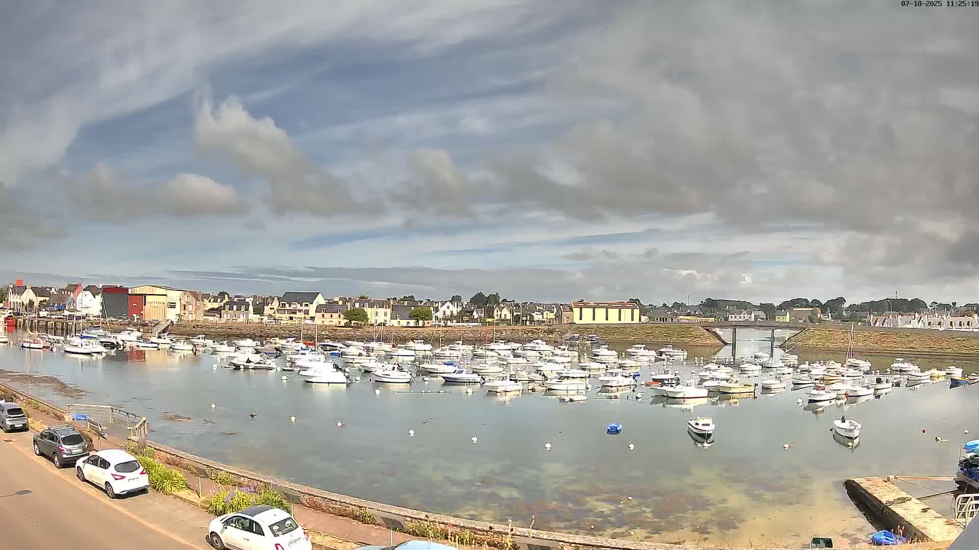 Treffiagat,  Léchiagat Village & Marine Live Cam - Quimper, Finistère, Bretagne, France