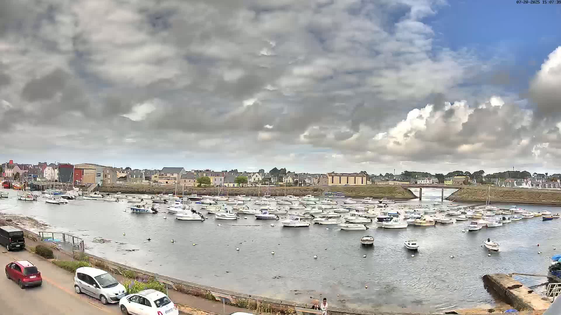 Treffiagat,  Léchiagat Village & Marine Live Cam - Quimper, Finistère, Bretagne, France