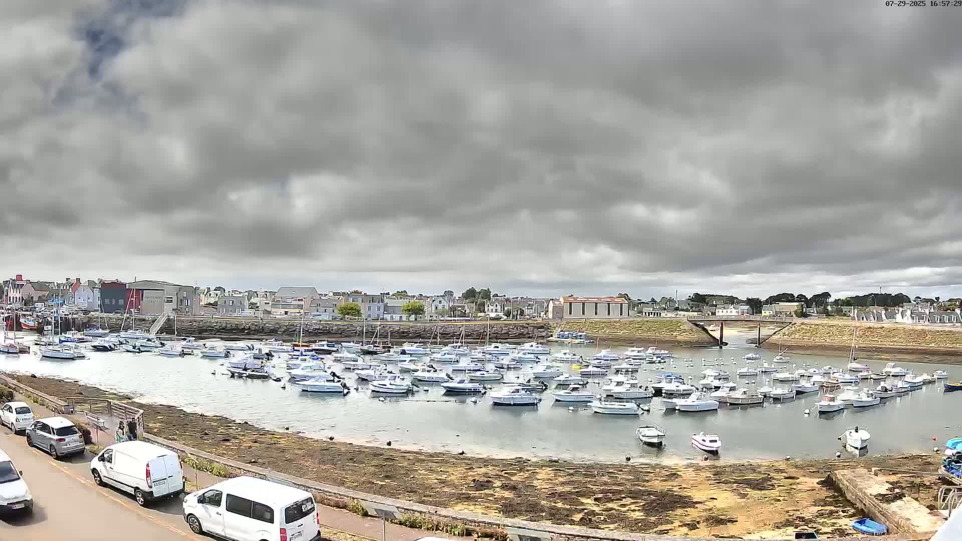 Treffiagat,  Léchiagat Village & Marine Live Cam - Quimper, Finistère, Bretagne, France