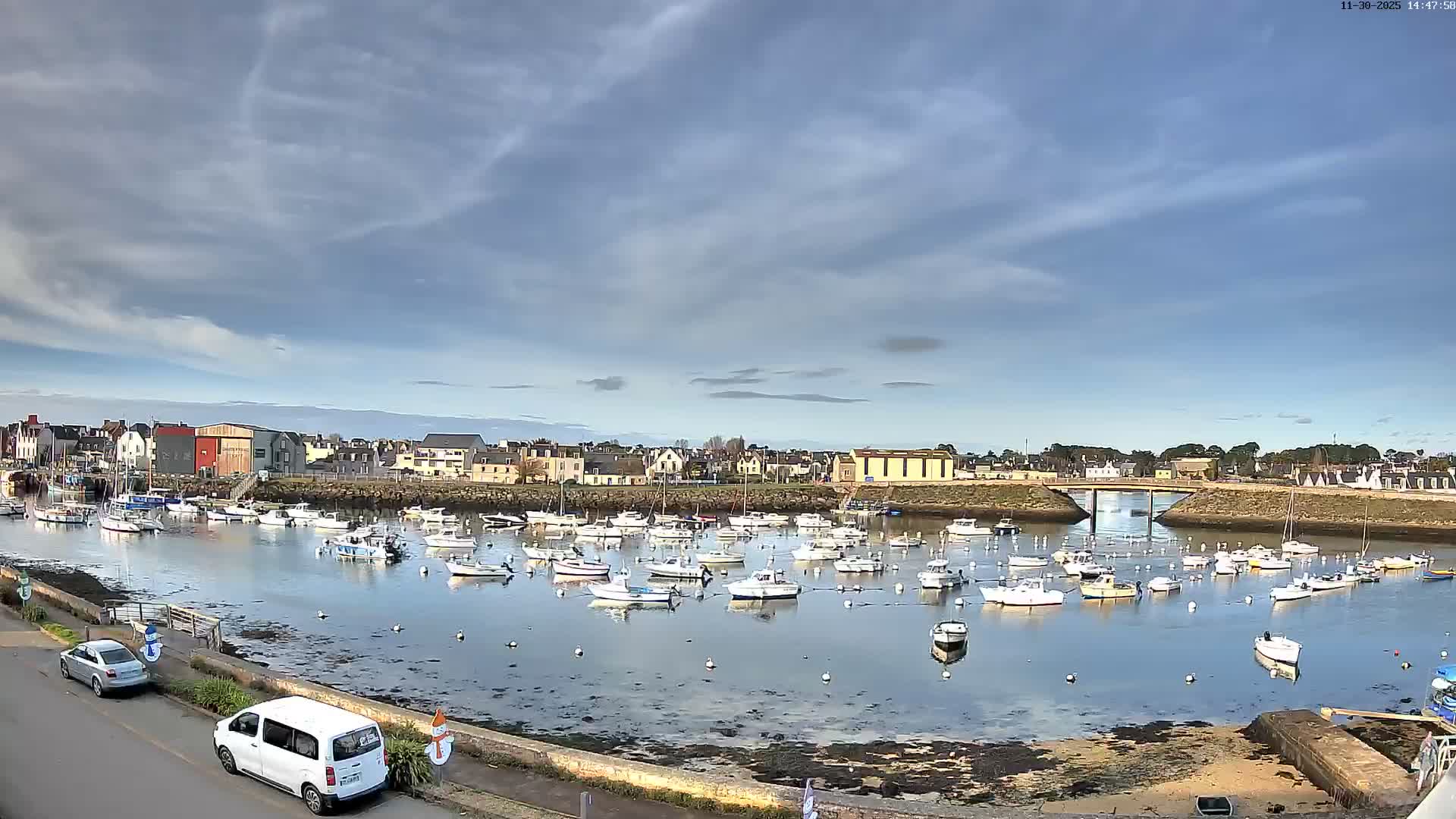Treffiagat,  Léchiagat Village & Marine Live Cam - Quimper, Finistère, Bretagne, France