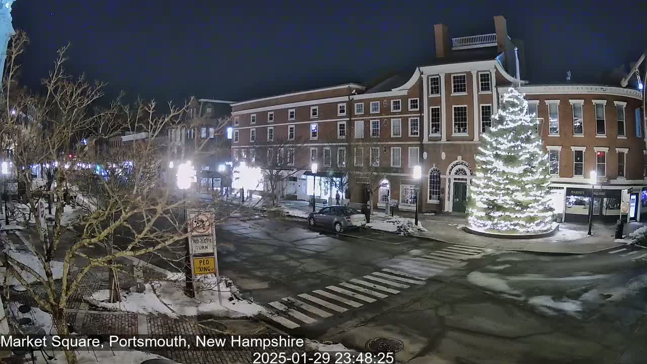 Portsmouth, Market Square Live Cam -  Portsmouth,  New Hampshire, USA