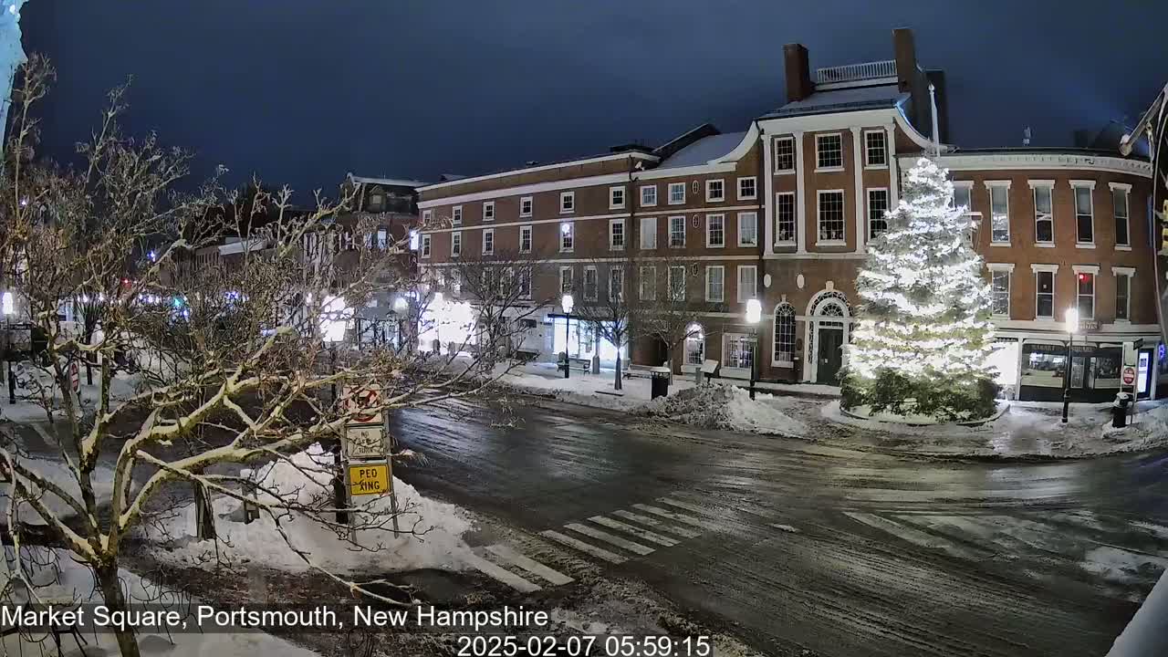 Portsmouth, Market Square Live Cam -  Portsmouth,  New Hampshire, USA