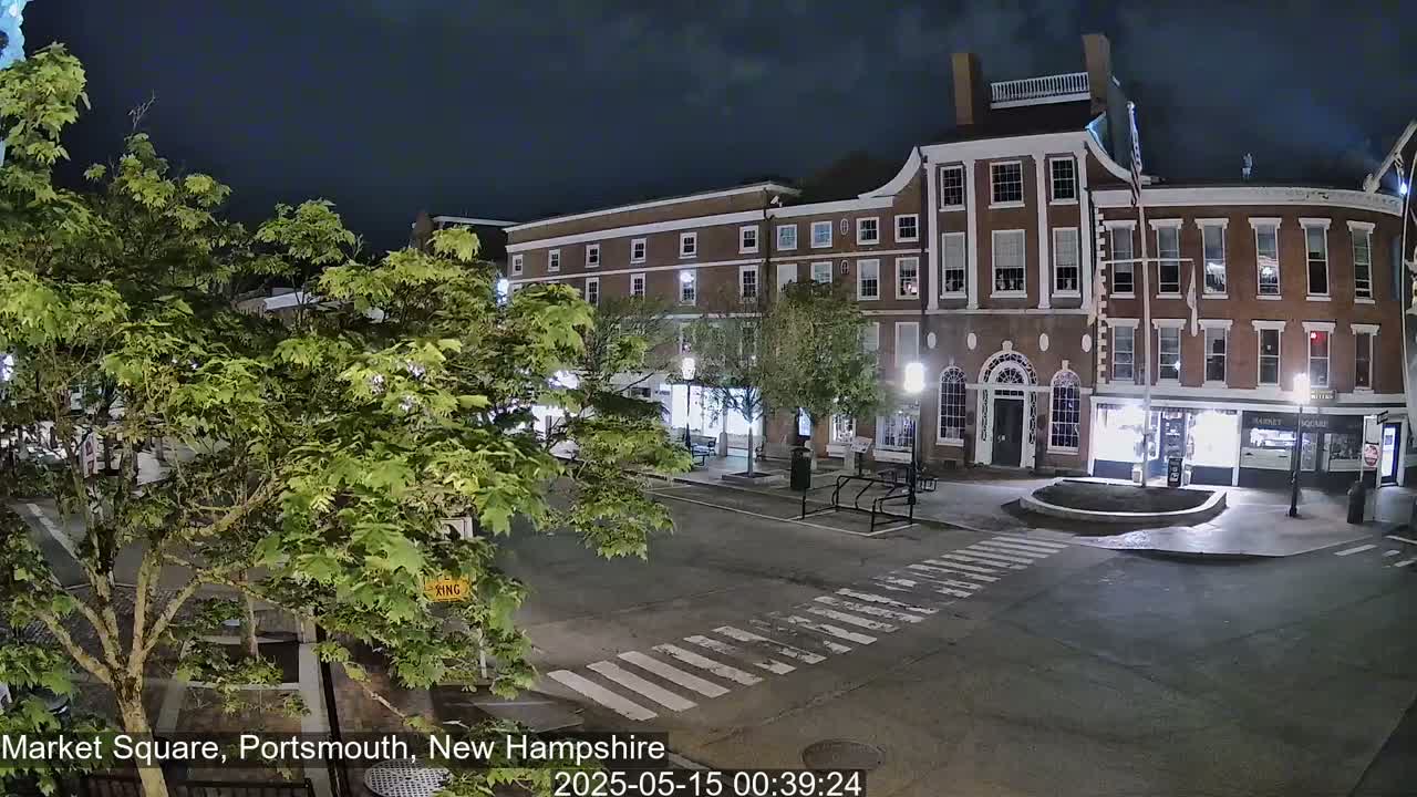 Portsmouth, Market Square Live Cam -  Portsmouth,  New Hampshire, USA