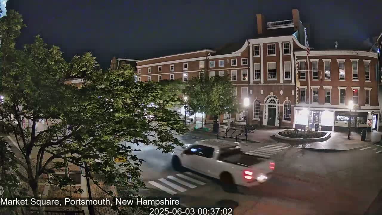 Portsmouth, Market Square Live Cam -  Portsmouth,  New Hampshire, USA