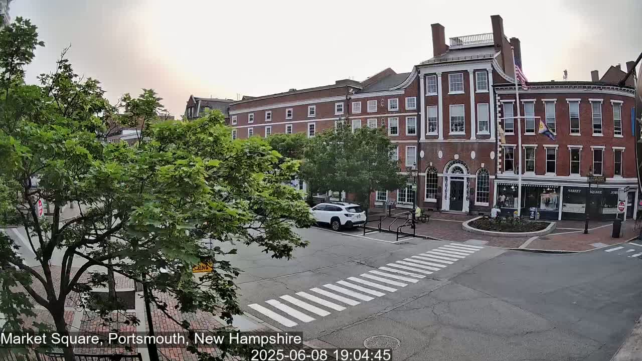 Portsmouth, Market Square Live Cam -  Portsmouth,  New Hampshire, USA