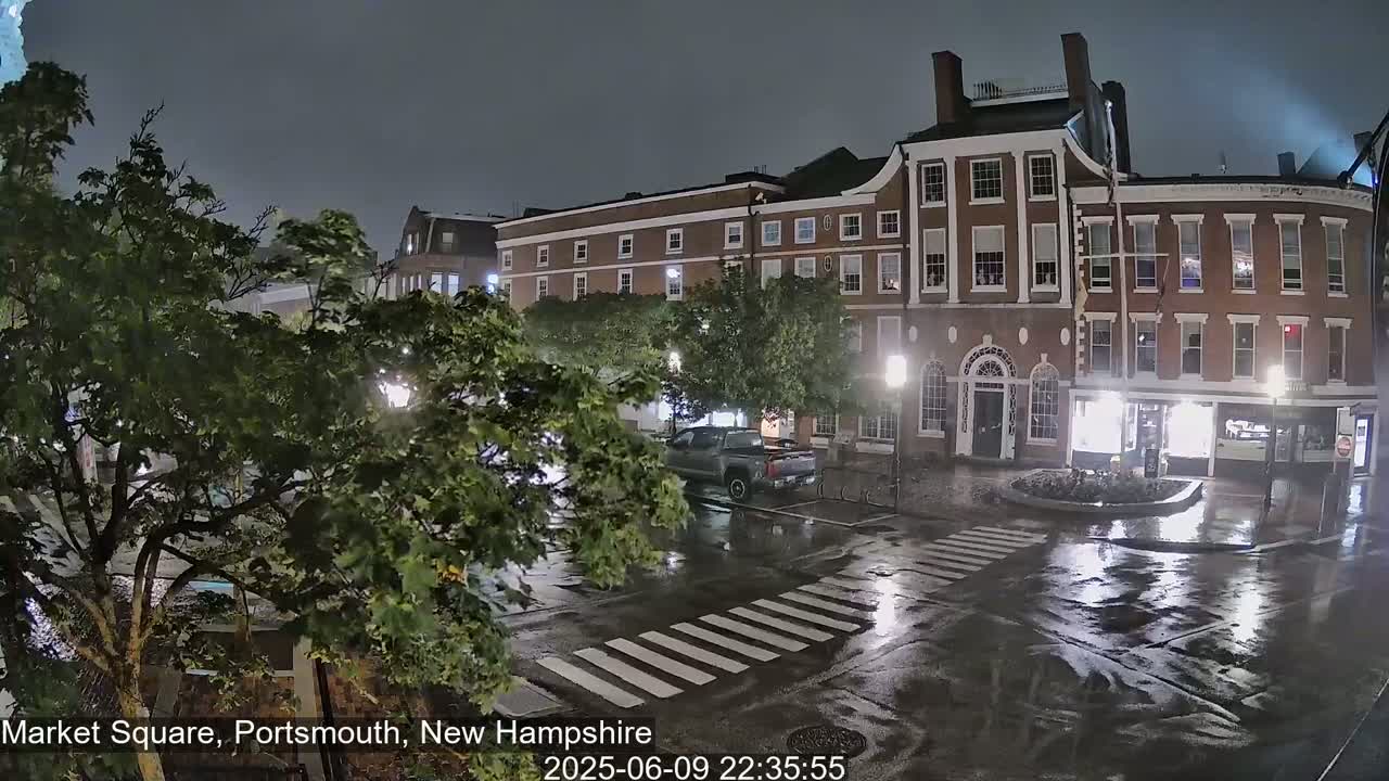 Portsmouth, Market Square Live Cam -  Portsmouth,  New Hampshire, USA