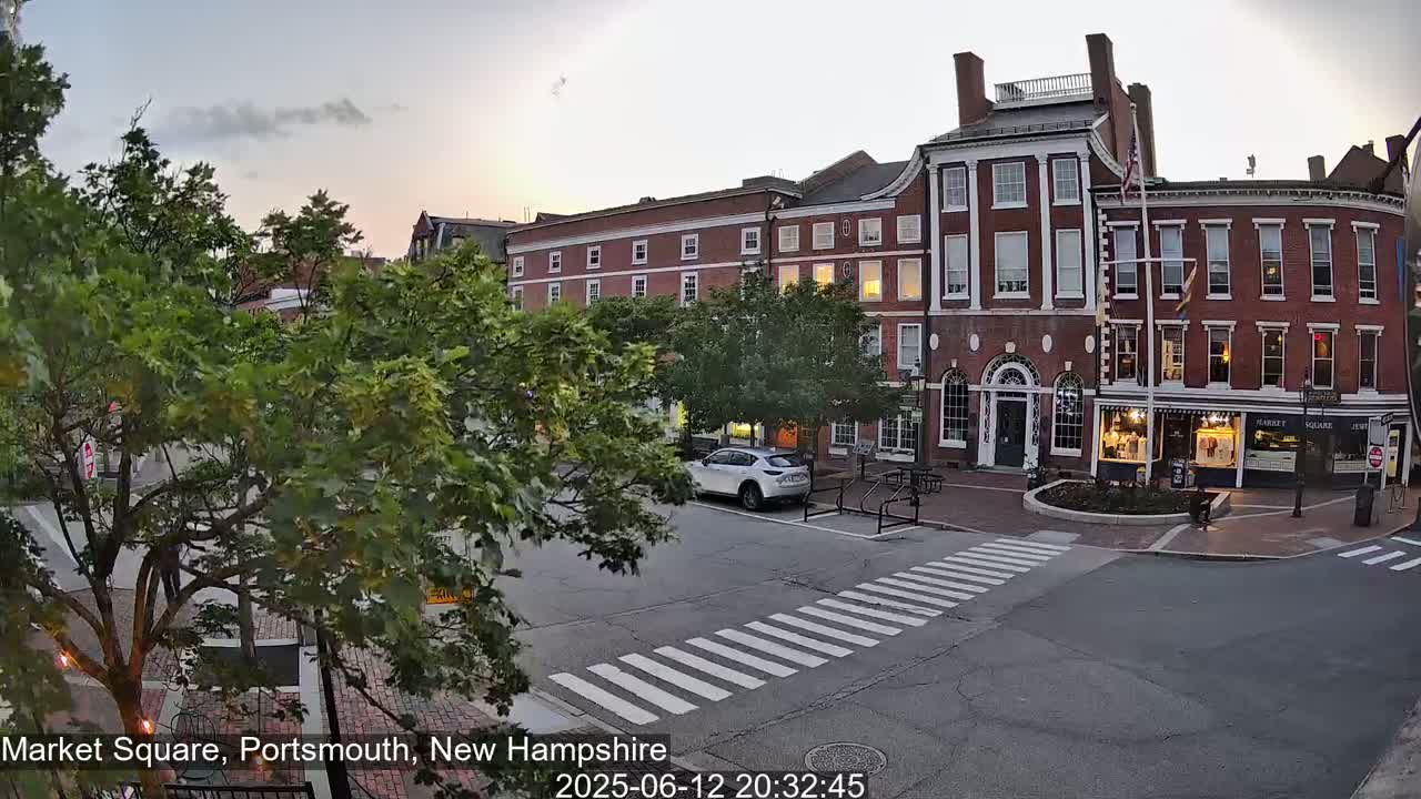 Portsmouth, Market Square Live Cam -  Portsmouth,  New Hampshire, USA