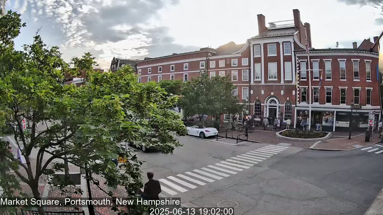 Portsmouth, Market Square Live Cam -  Portsmouth,  New Hampshire, USA