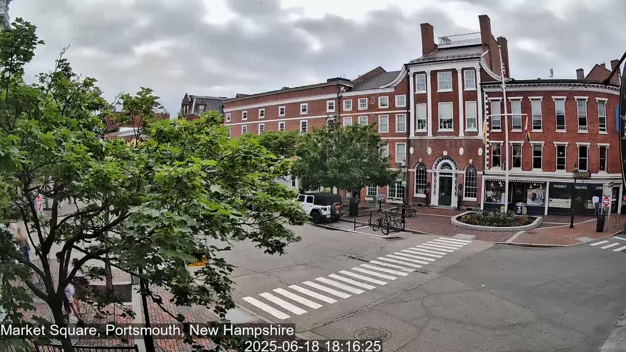 Portsmouth, Market Square Live Cam -  Portsmouth,  New Hampshire, USA