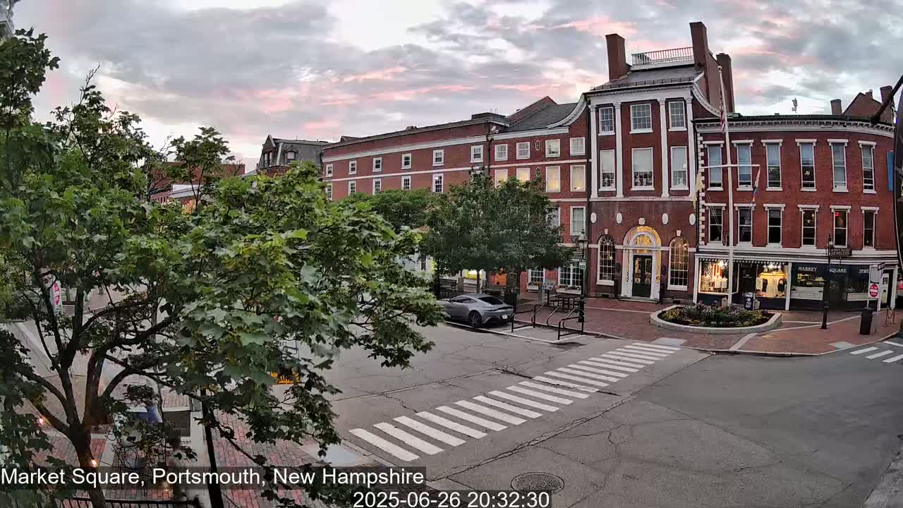 Portsmouth, Market Square Live Cam -  Portsmouth,  New Hampshire, USA