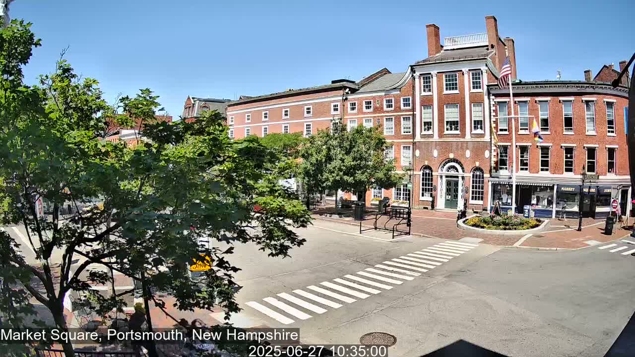 Portsmouth, Market Square Live Cam -  Portsmouth,  New Hampshire, USA