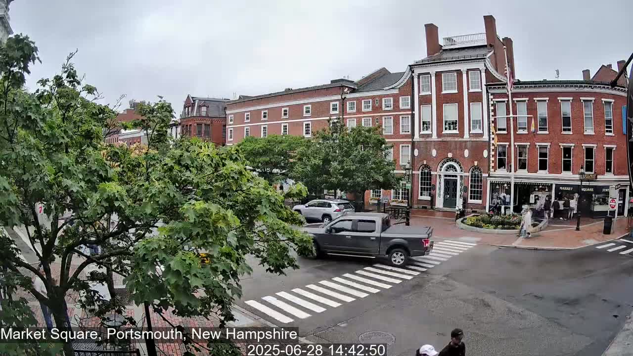 Portsmouth, Market Square Live Cam -  Portsmouth,  New Hampshire, USA
