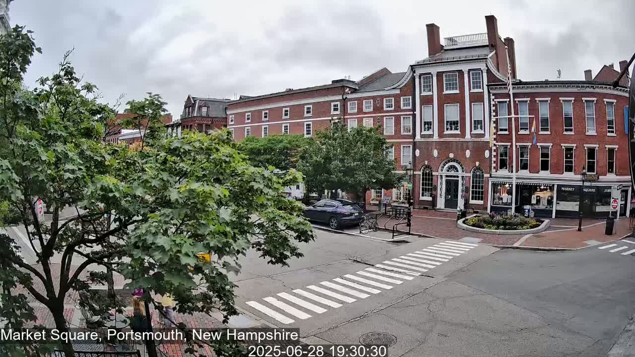 Portsmouth, Market Square Live Cam -  Portsmouth,  New Hampshire, USA