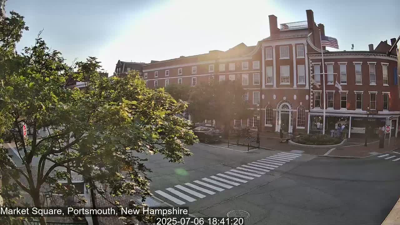 Portsmouth, Market Square Live Cam -  Portsmouth,  New Hampshire, USA