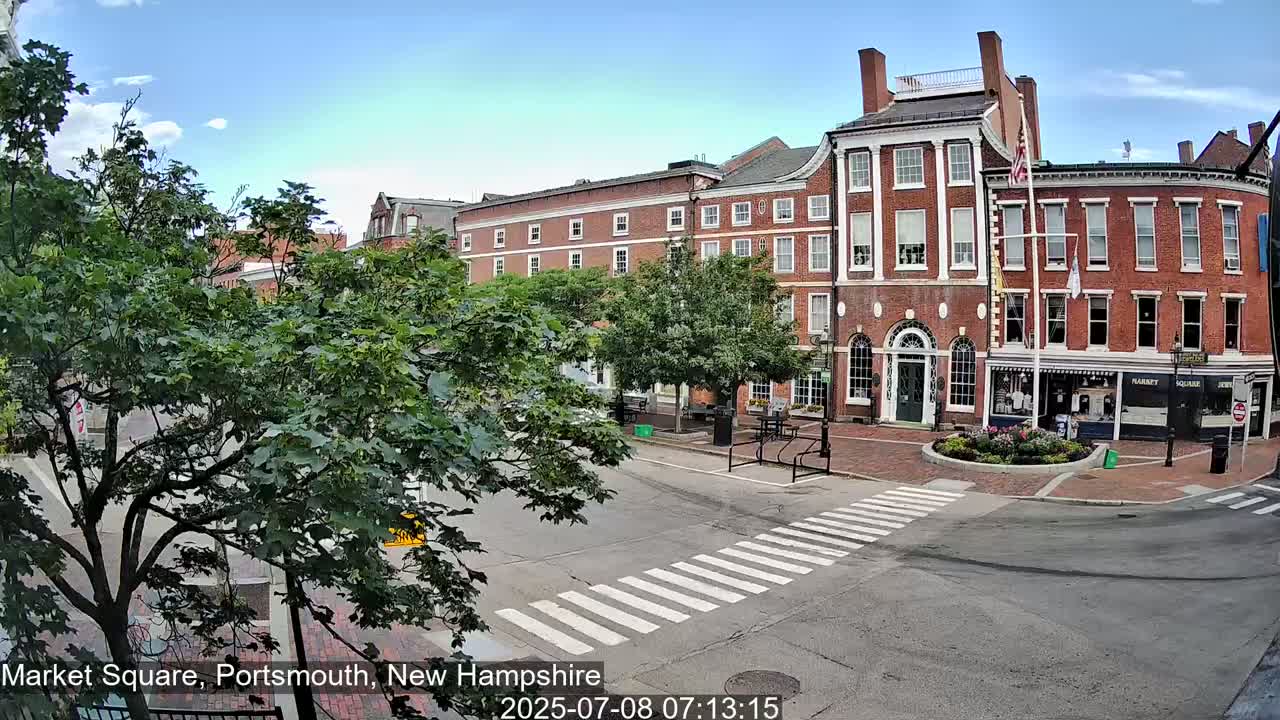 Portsmouth, Market Square Live Cam -  Portsmouth,  New Hampshire, USA