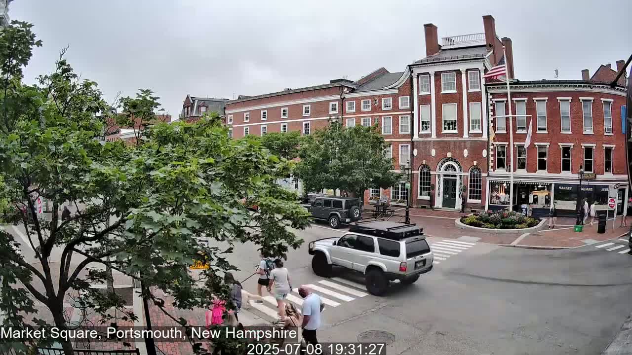 Portsmouth, Market Square Live Cam -  Portsmouth,  New Hampshire, USA